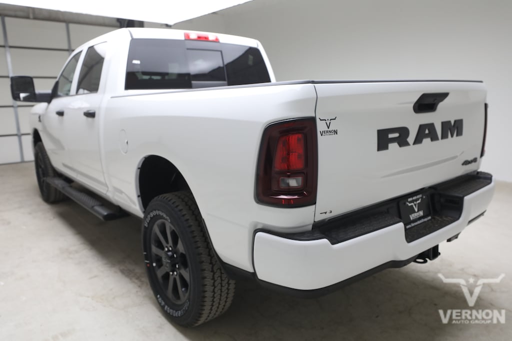 New 2026 Ram 2500 Black Express Crew Cab 4x4 6'4 Box Pickup