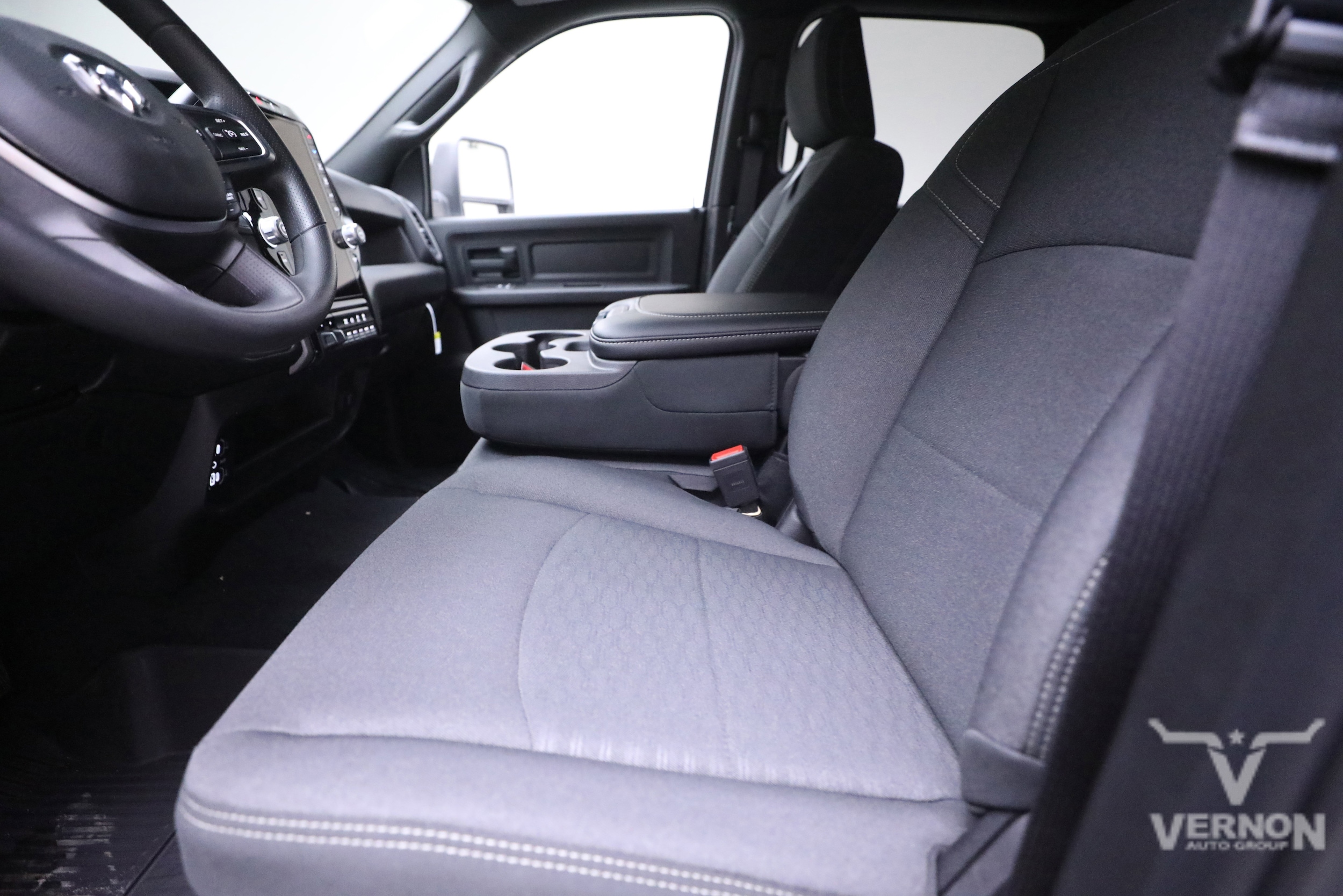 2026 RAM 2500 Tradesman - Photo 10