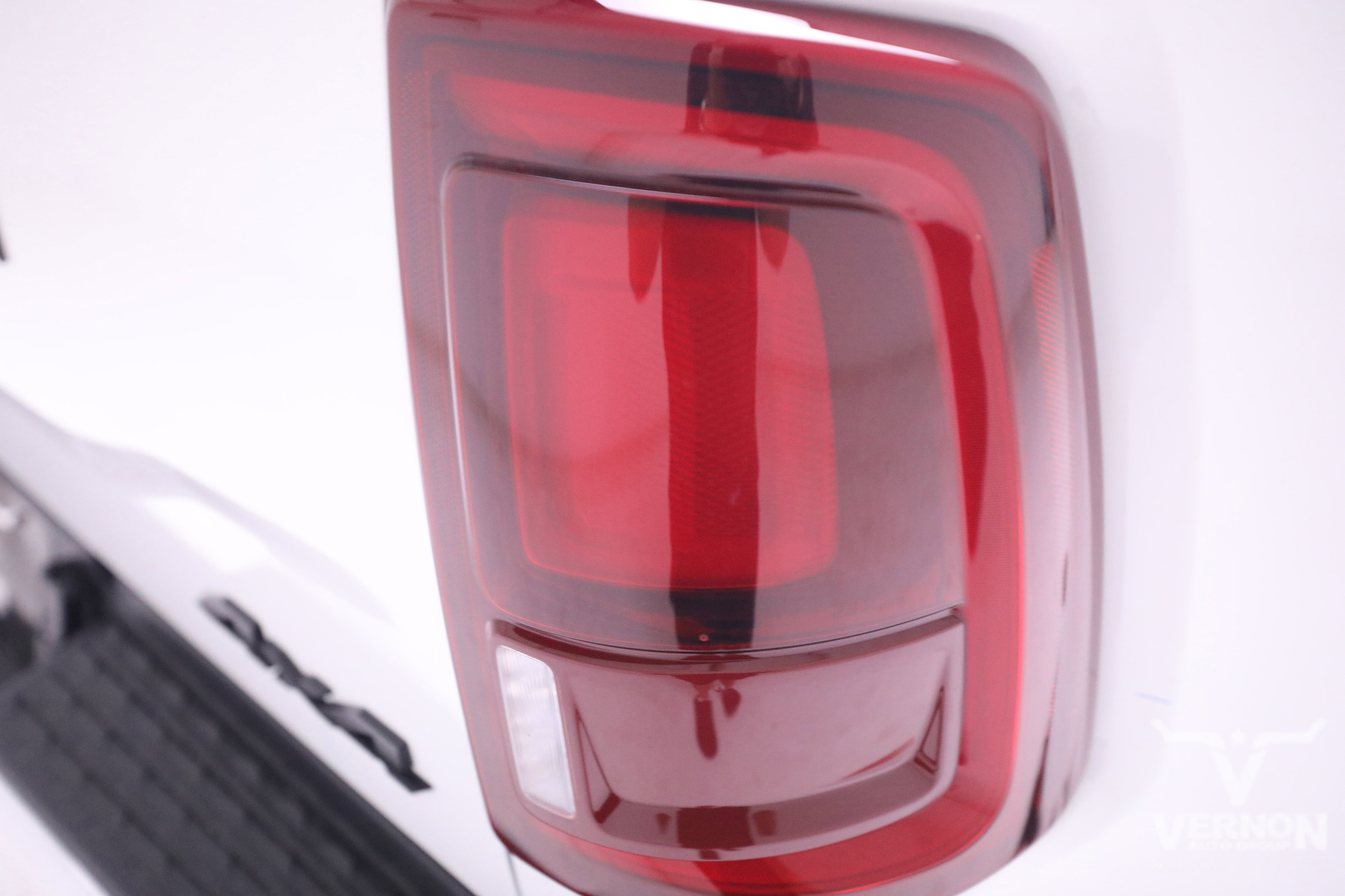 2026 RAM 3500 Laramie - Photo 44