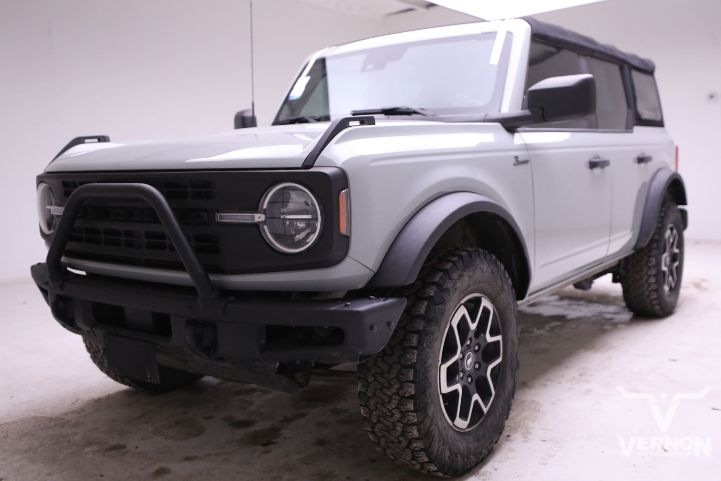2022 Ford Bronco 4-Door Base