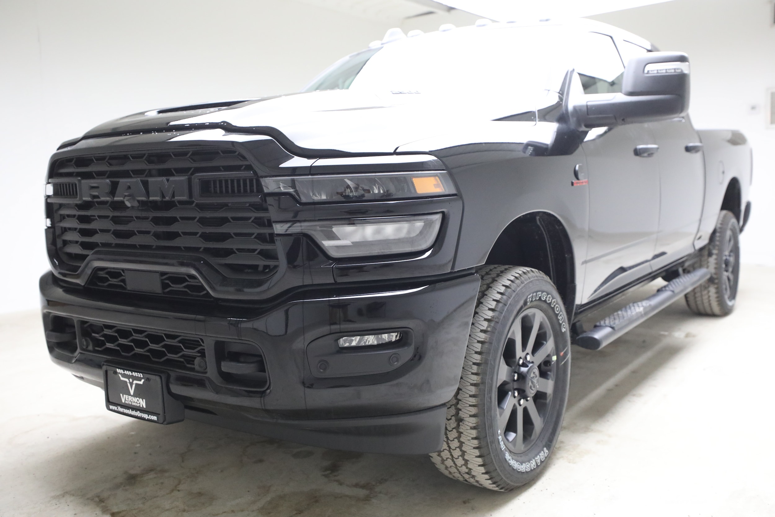 New 2026 Ram 2500 BLACK EXPRESS CREW CAB 4X4 6'4 BOX
