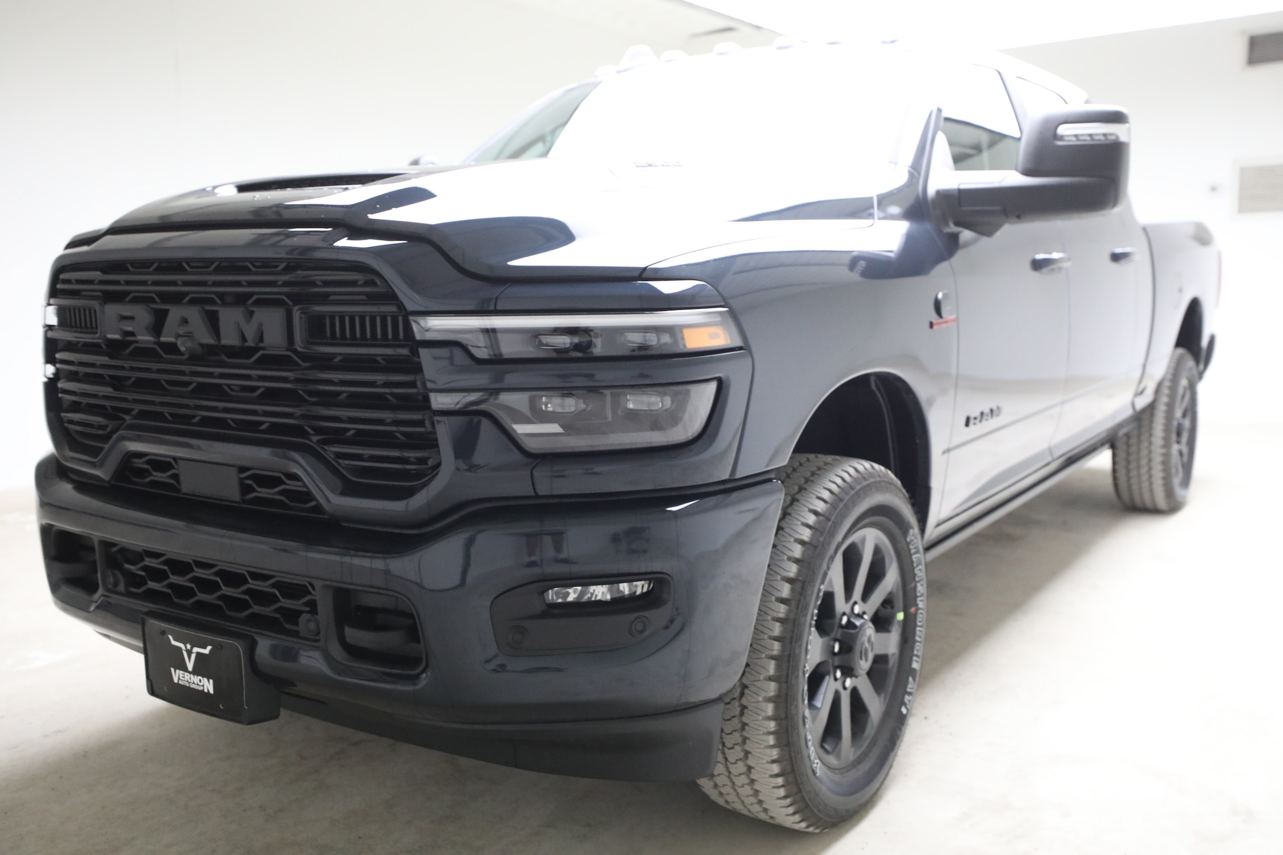 New 2026 Ram 2500 LARAMIE MEGA CAB 4X4 6'4 BOX