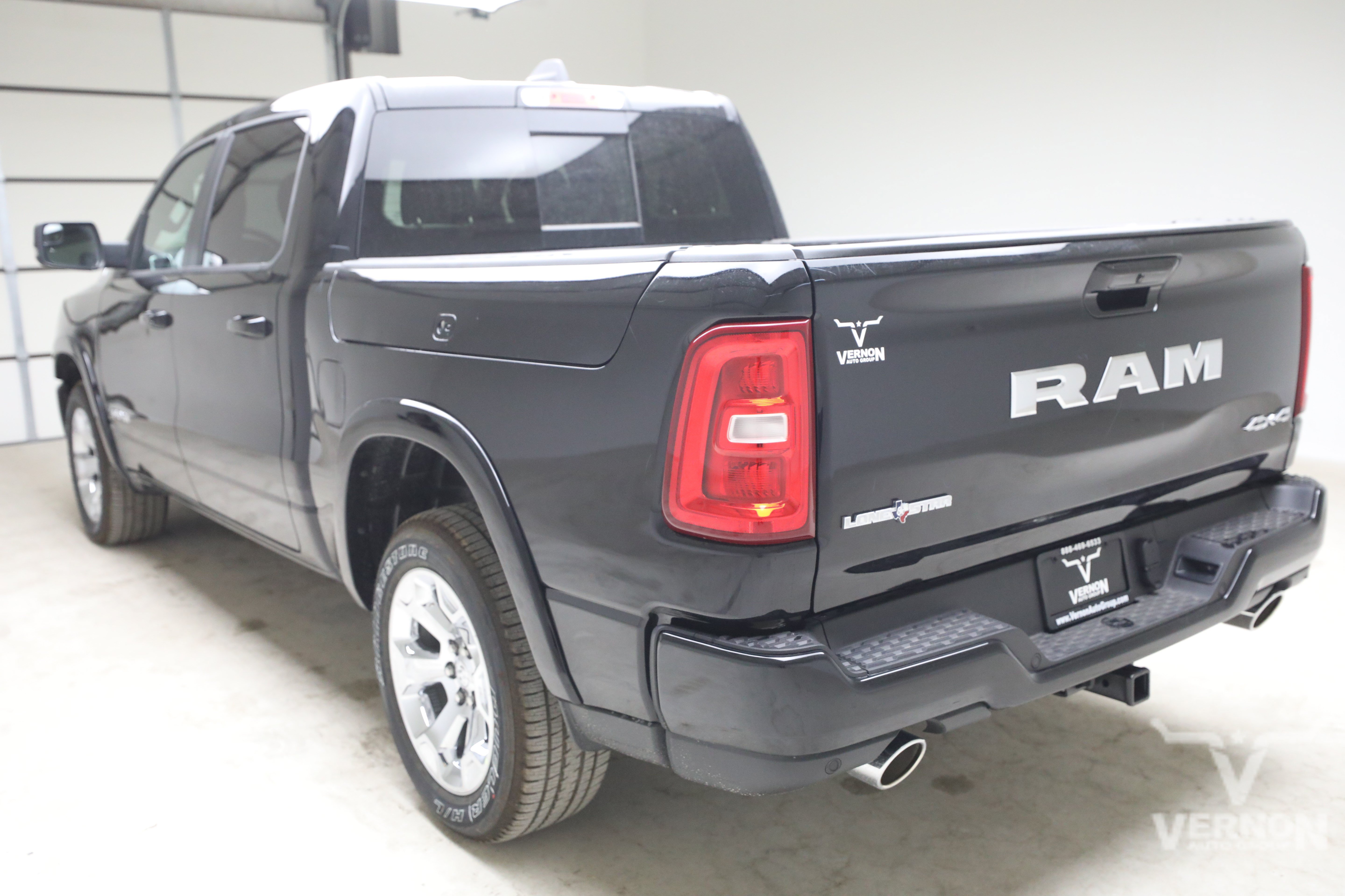 New 2026 Ram 1500 BIGHORN/LONESTAR CREW 4X4 Pickup
