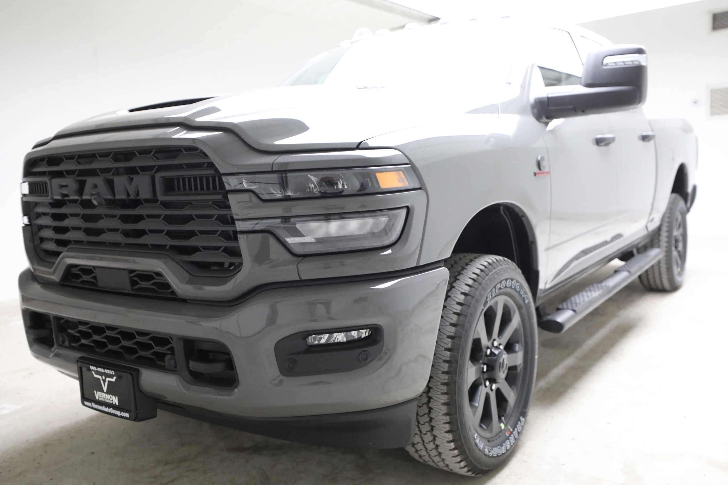 2026 RAM 2500 Tradesman/Black Express 4X4 Crew Cab SWB's photo
