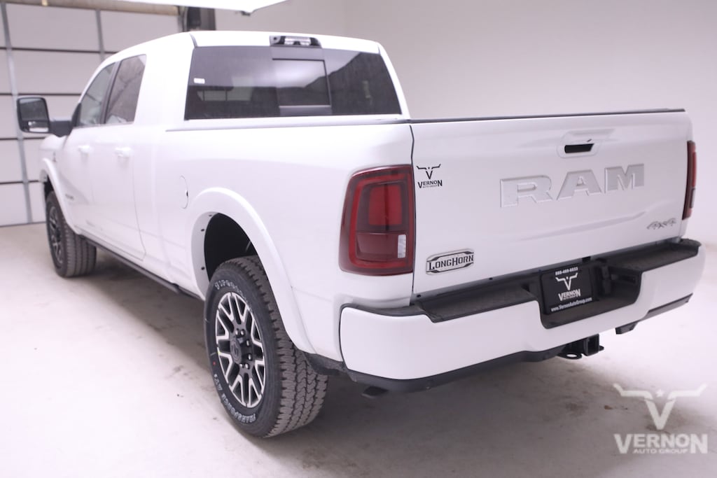 New 2026 Ram 2500 LIMITED LONGHORN MEGA CAB 4X4 6'4 BOX Pickup