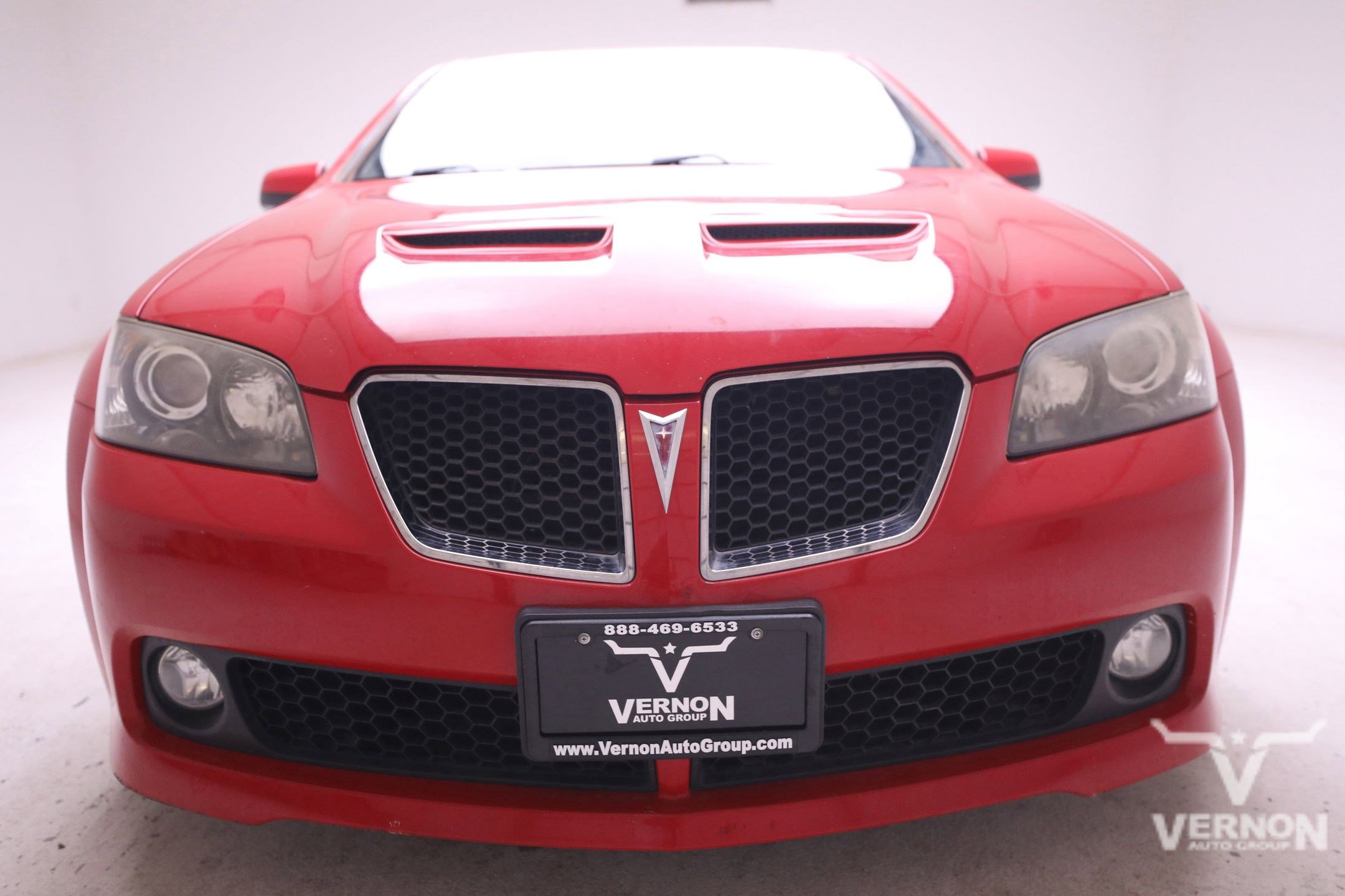 2009 Pontiac G8 Base photo 4
