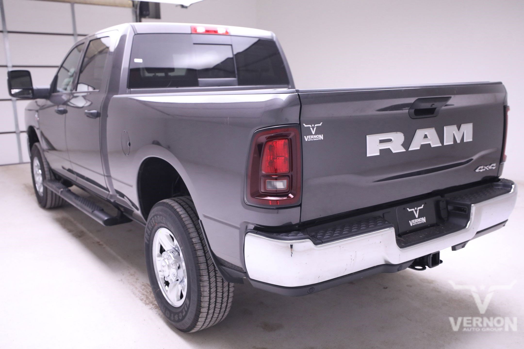 2025 Ram 2500 Tradesman photo 2