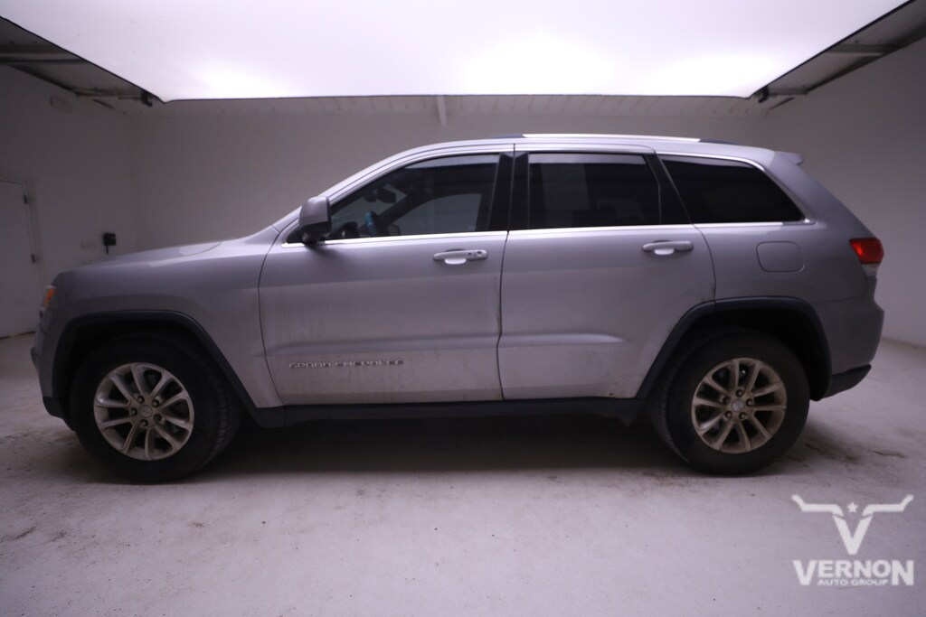 Used 2015 Jeep Grand Cherokee Laredo 4x2 SUV
