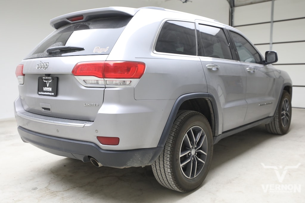 Used 2017 Jeep Grand Cherokee Limited 4x4 SUV