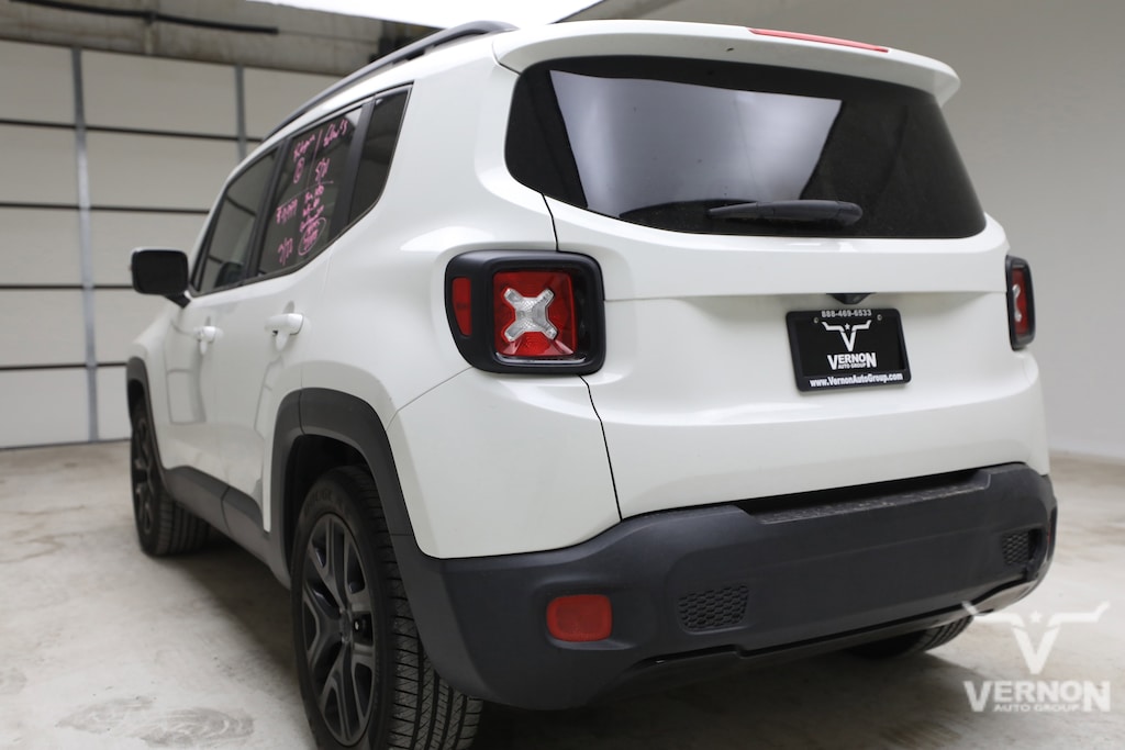 Used 2017 Jeep Renegade Latitude FWD SUV