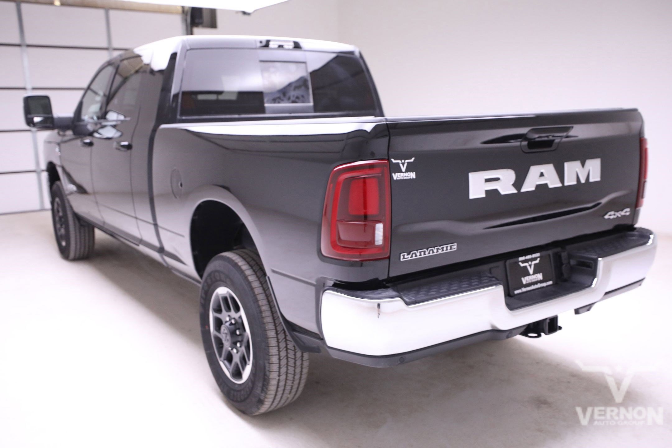 2025 Ram 2500 Laramie photo 2