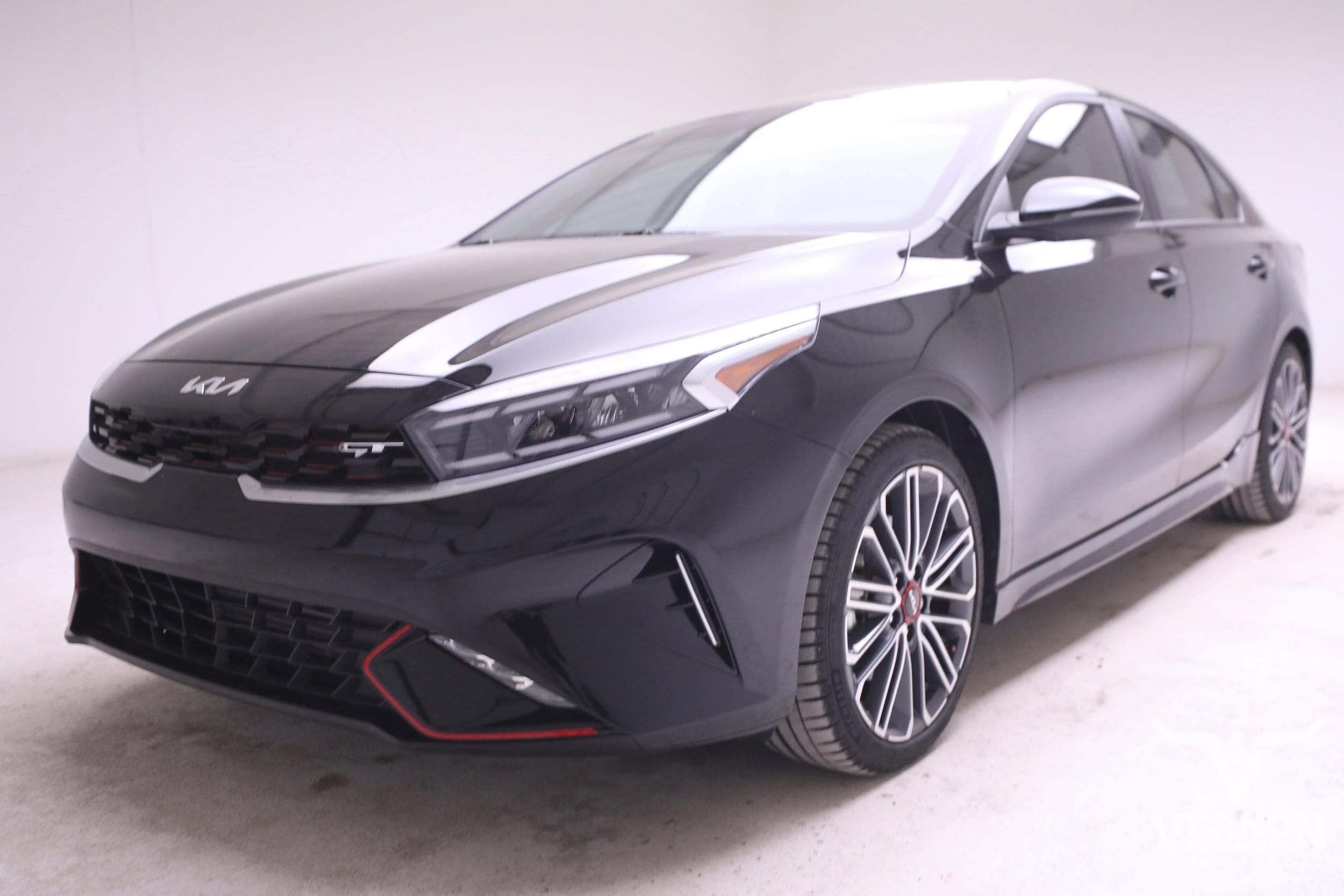 2023 Kia Forte GT's photo