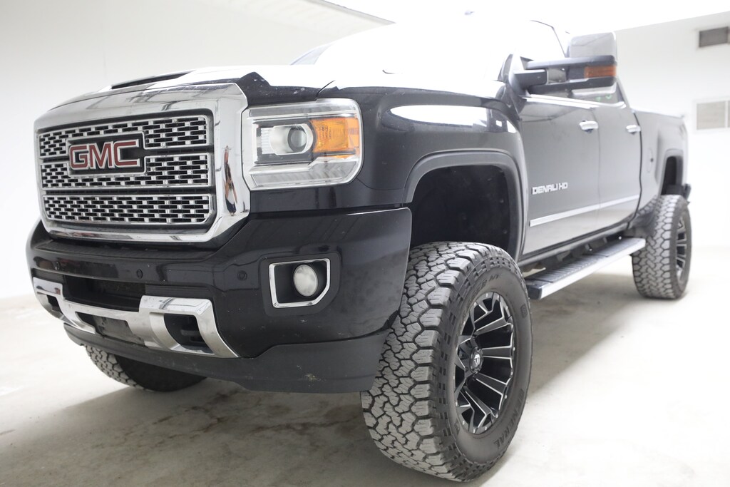 Used 2018 GMC Sierra 3500HD Denali Truck Crew Cab