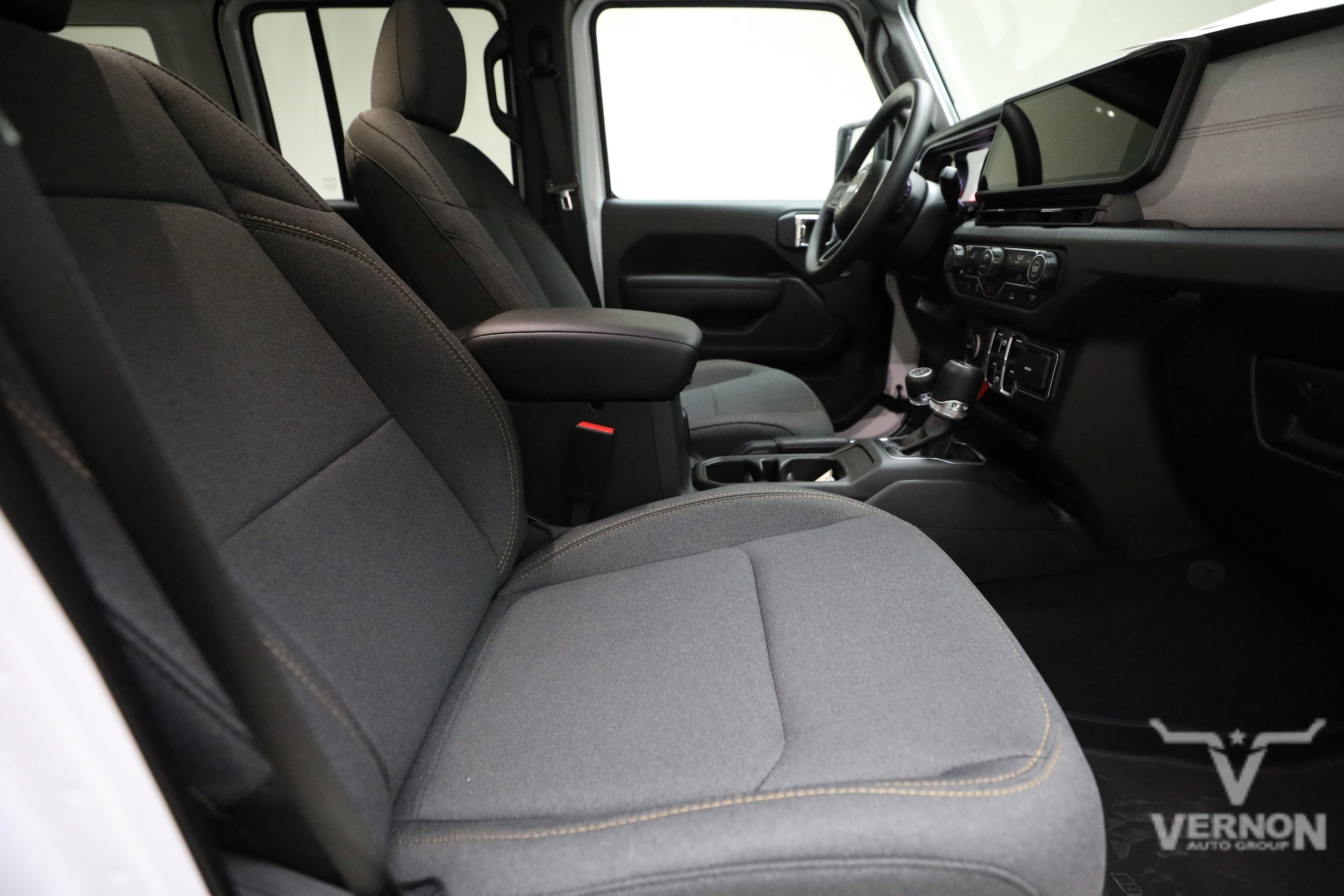 2026 Jeep Wrangler 4-Door Sport - Photo 11