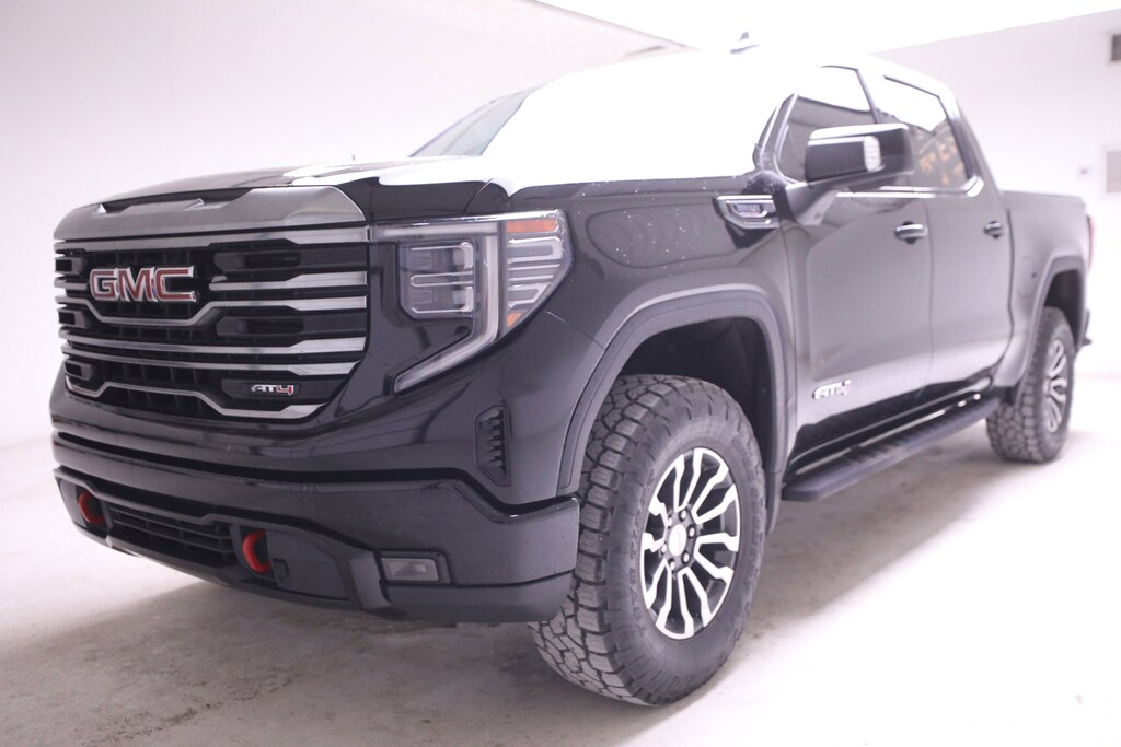 Used 2022 GMC Sierra 1500 AT4 Truck Crew Cab