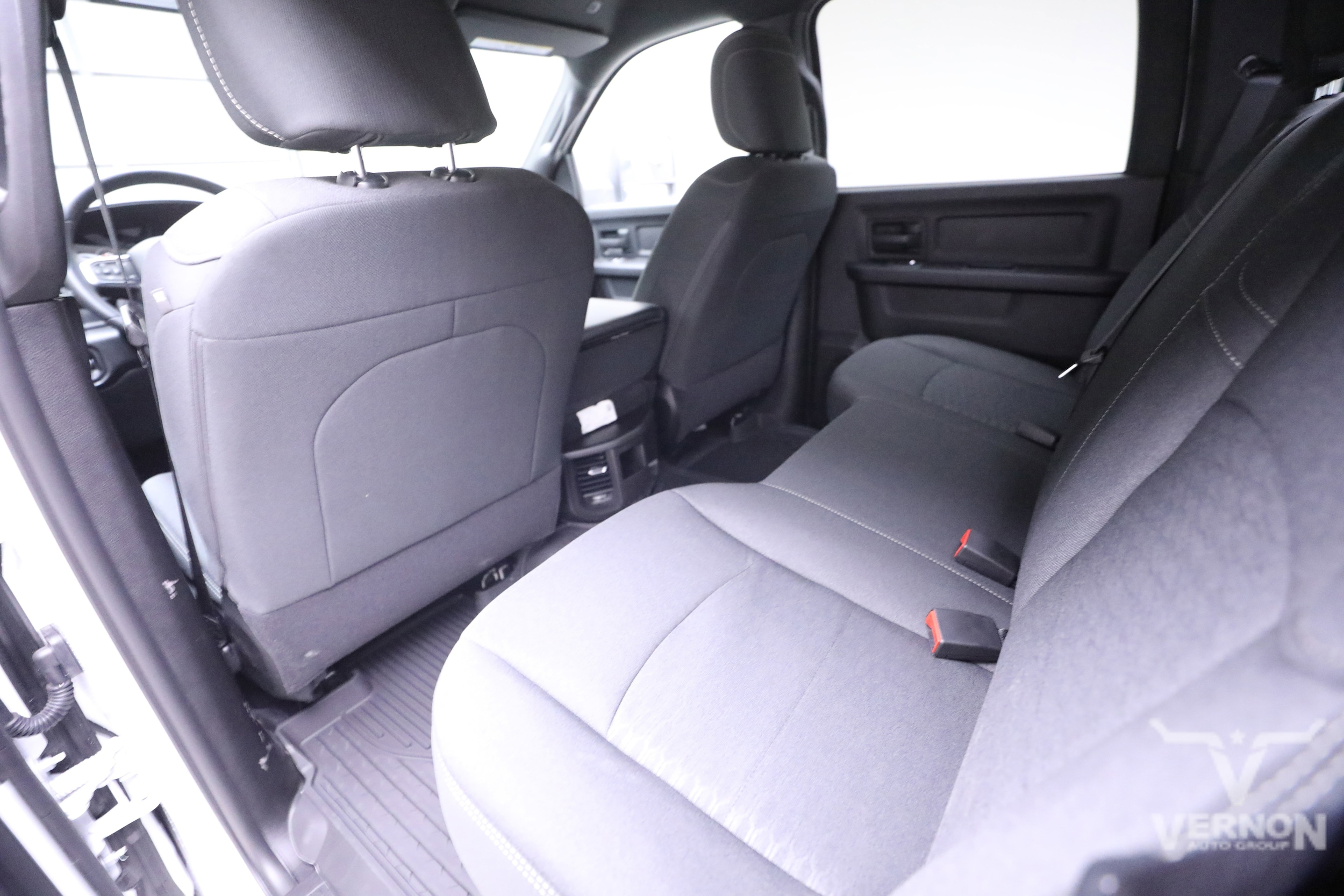 2026 RAM 2500 Tradesman - Photo 9