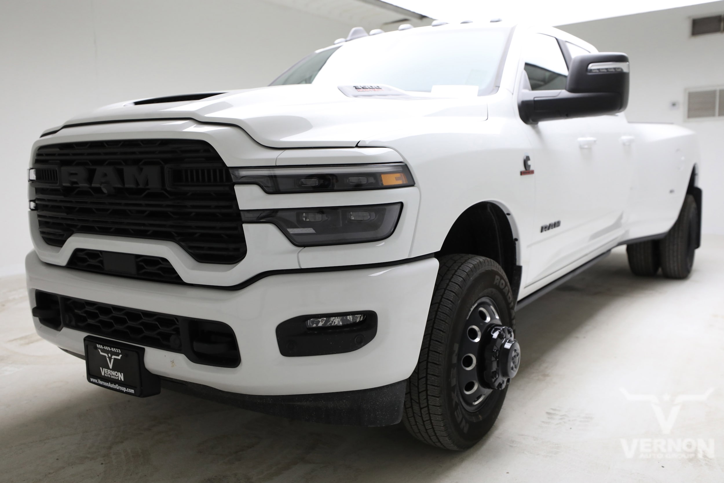 2026 RAM 3500 Laramie 4X4 Crew Cab LWB's photo