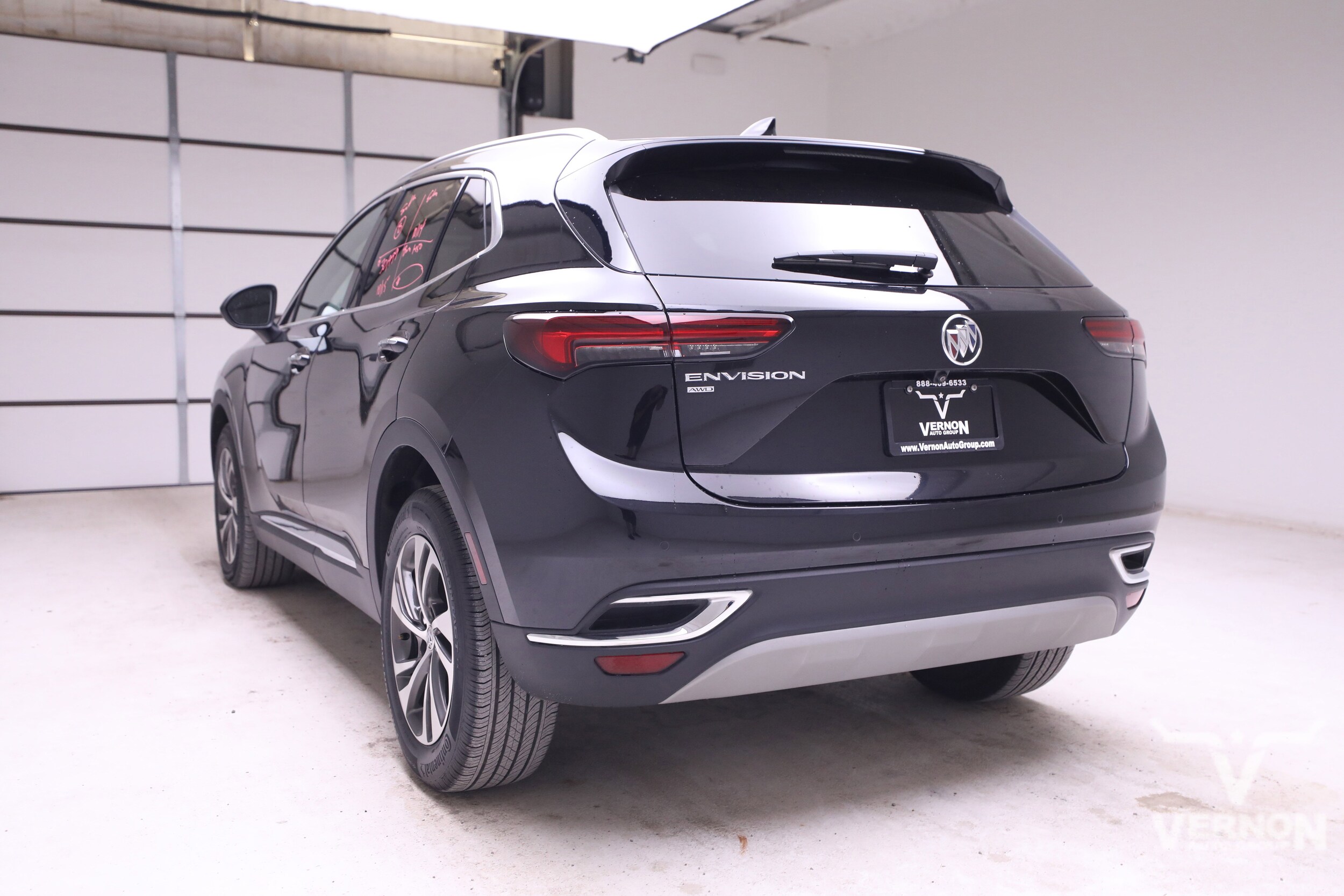 2023 Buick Envision Essence photo 2