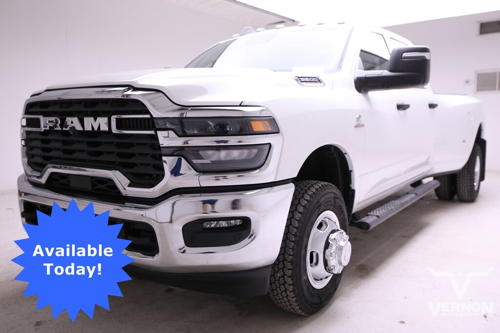 New 2026 Ram 3500 TRADESMAN CREW CAB 4X4 8' BOX Pickup