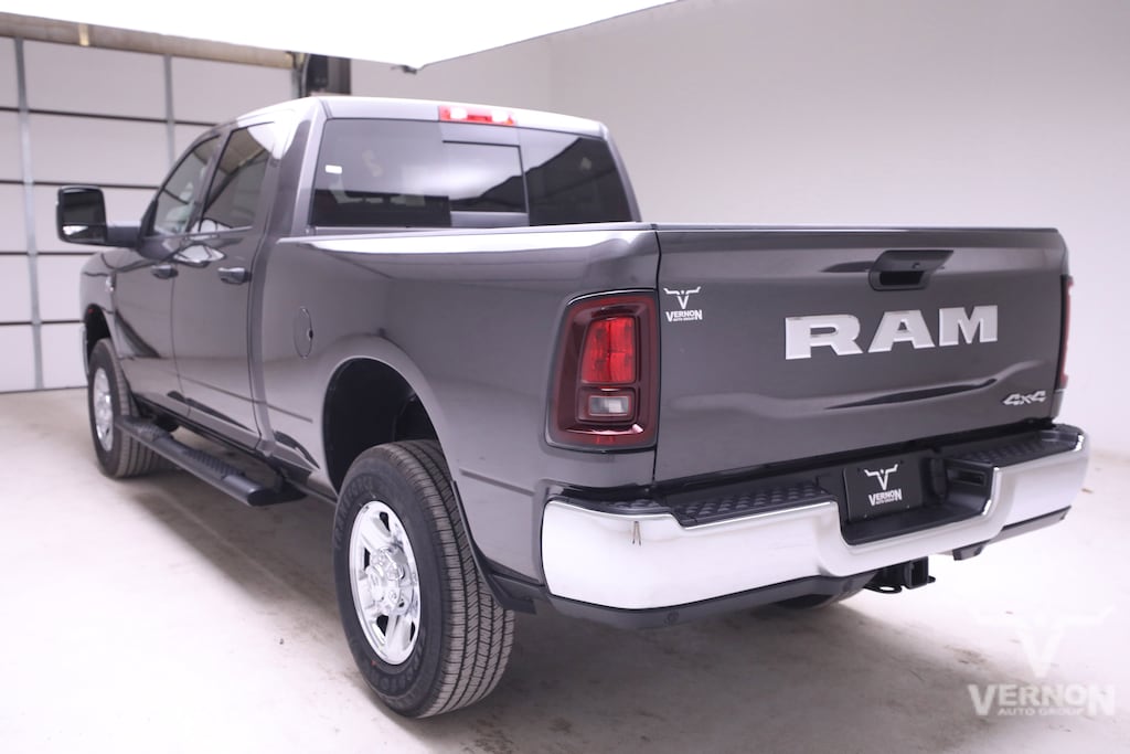 New 2026 Ram 2500 TRADESMAN CREW CAB 4X4 6'4 BOX Pickup