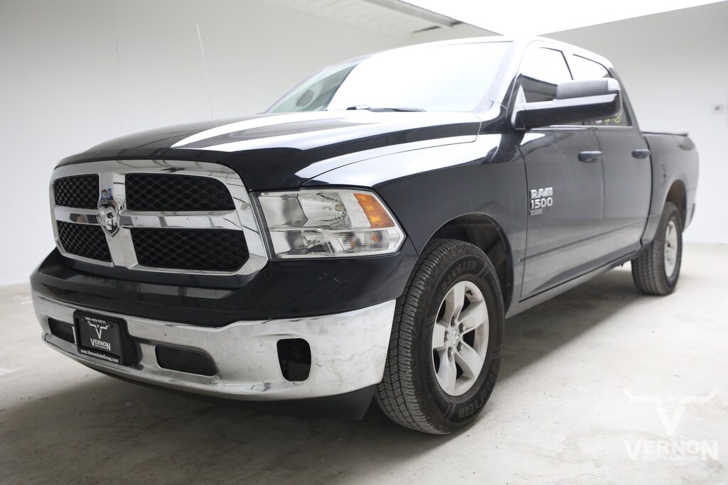 Used 2022 Ram 1500 Classic SLT Truck Crew Cab
