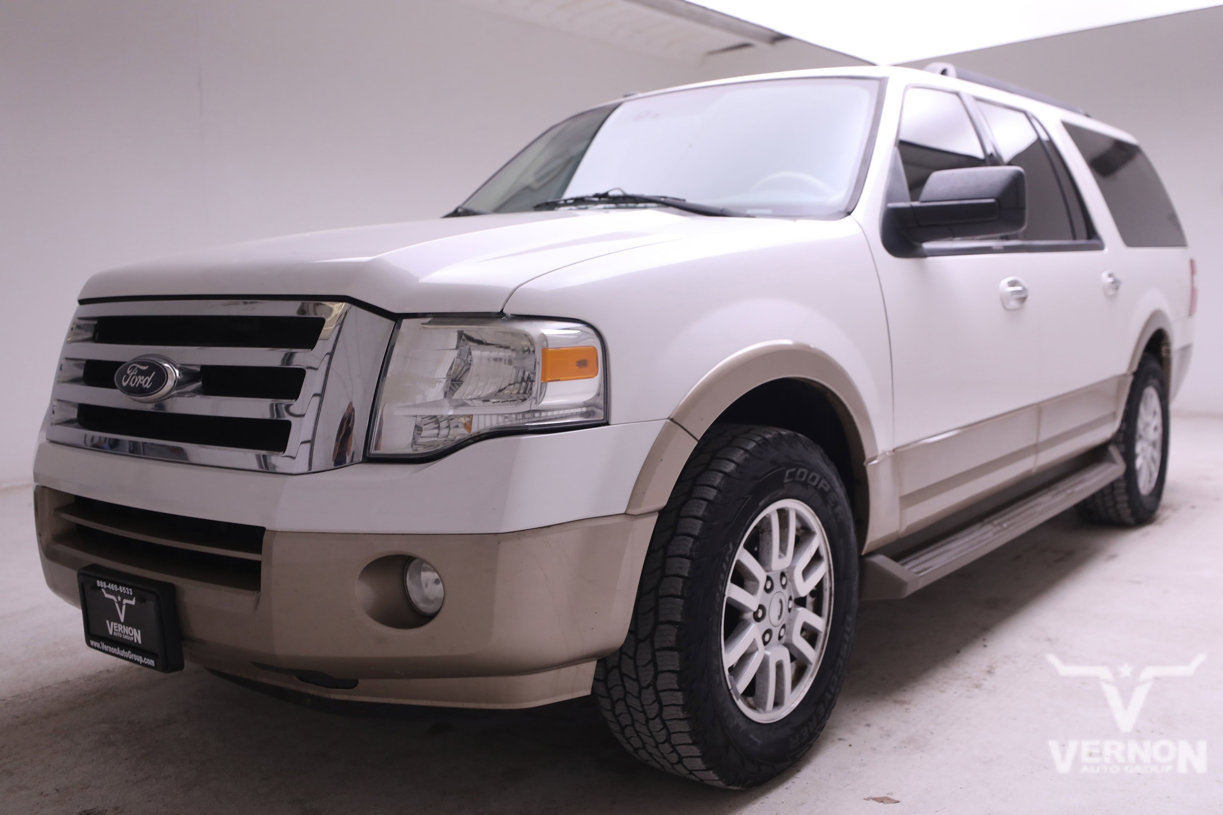 2013 Ford Expedition XLT's photo