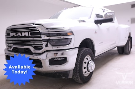 2025 Ram 3500 LARAMIE MEGA CAB 4X4 6'4 BOX Pickup