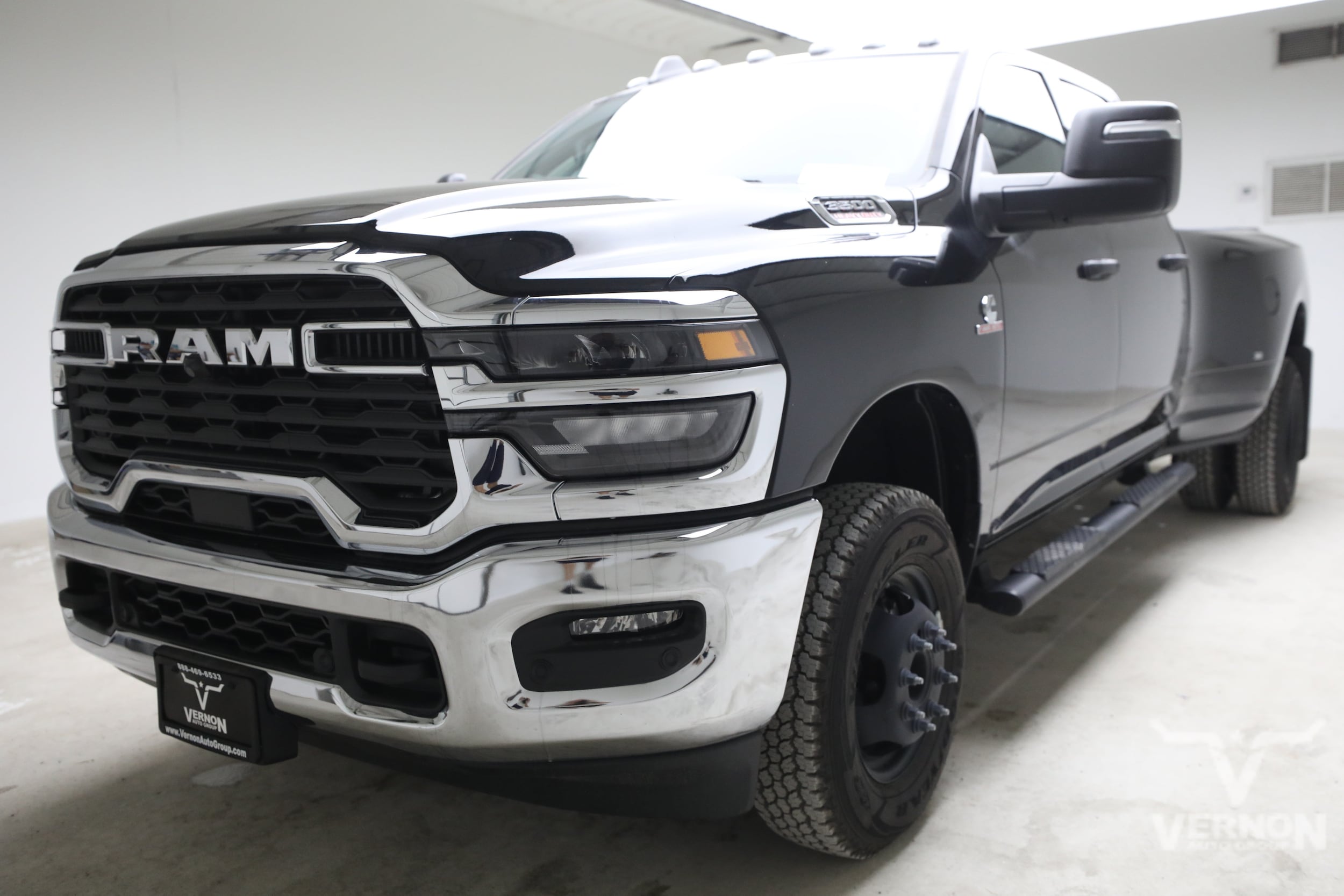 New 2026 Ram 3500 TRADESMAN CREW CAB 4X4 8' BOX