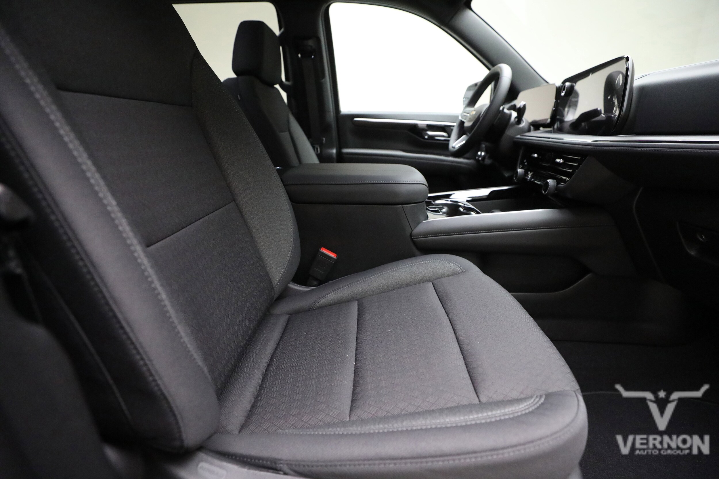 2026 Chevrolet Tahoe LS - Photo 11