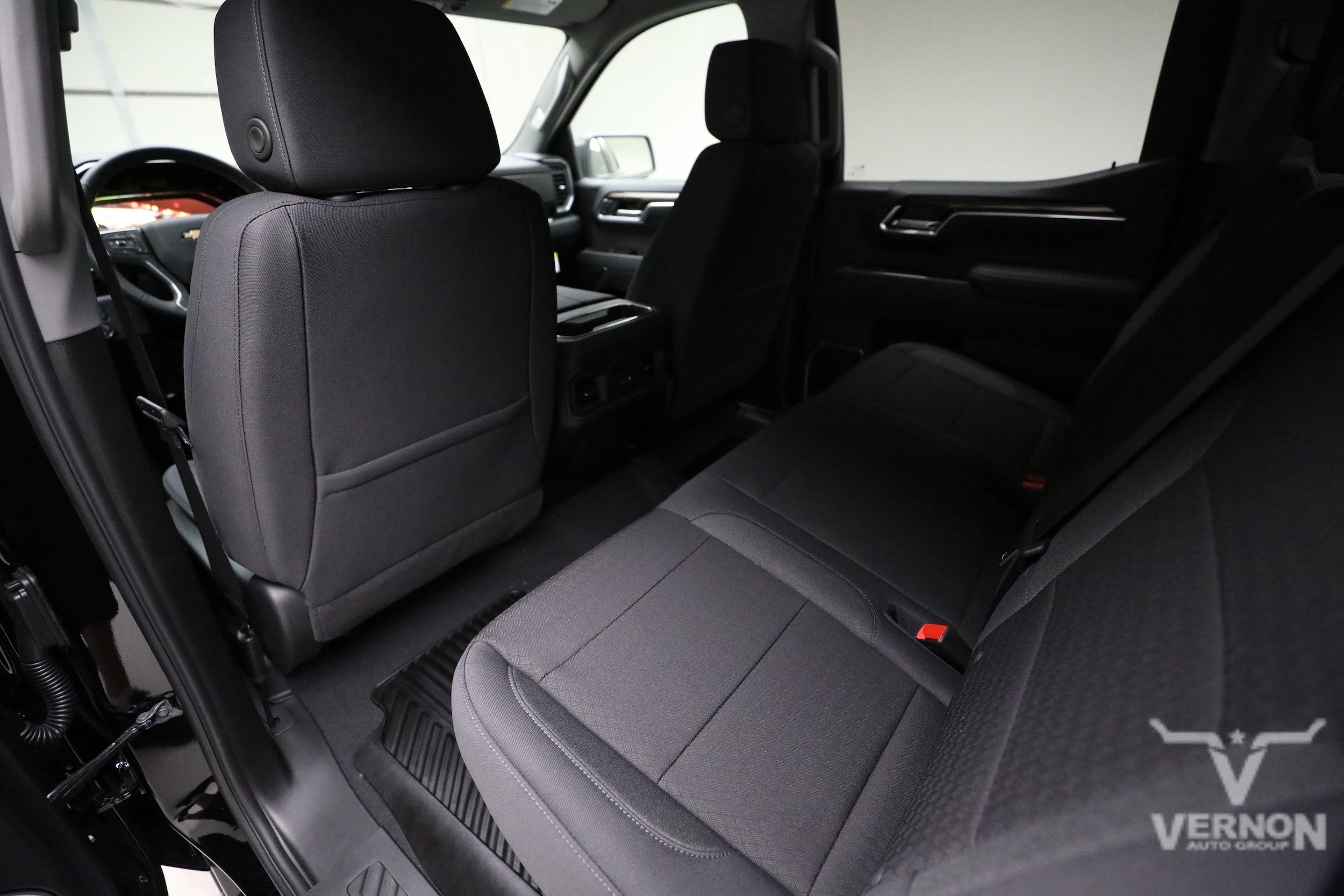 2026 Chevrolet Silverado 1500 LT - Photo 9