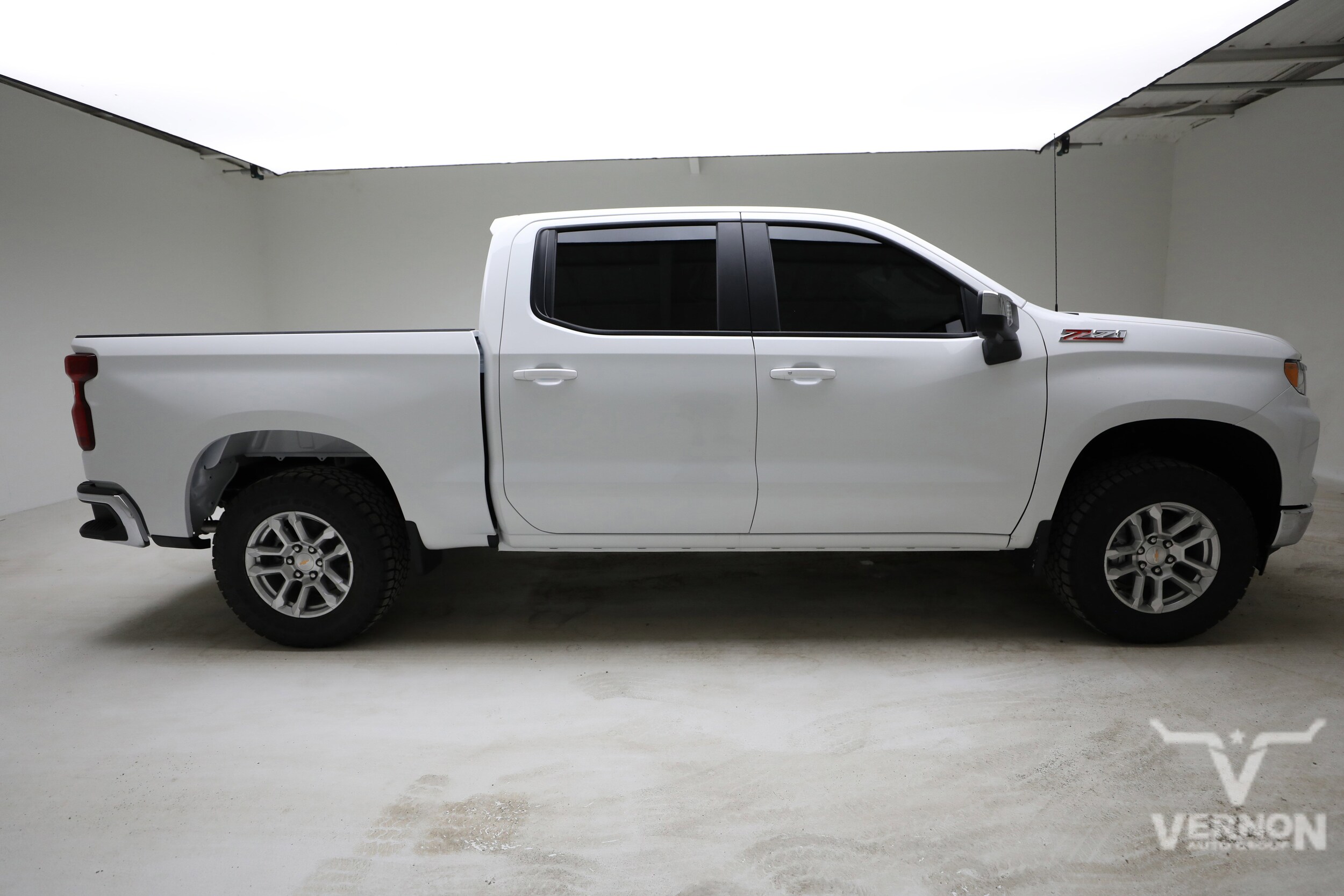 2026 Chevrolet Silverado 1500 LT - Photo 6