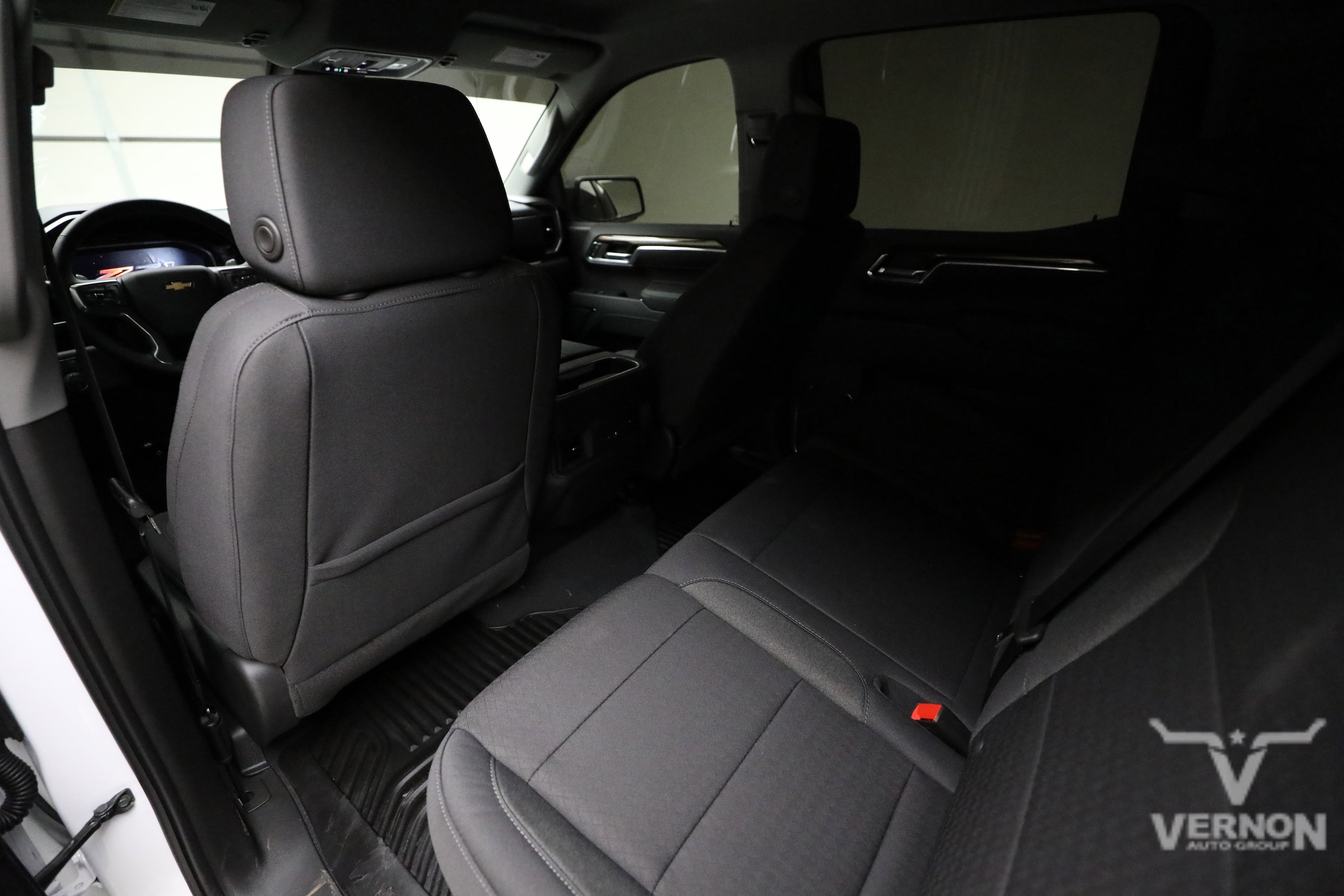 2026 Chevrolet Silverado 1500 LT - Photo 9
