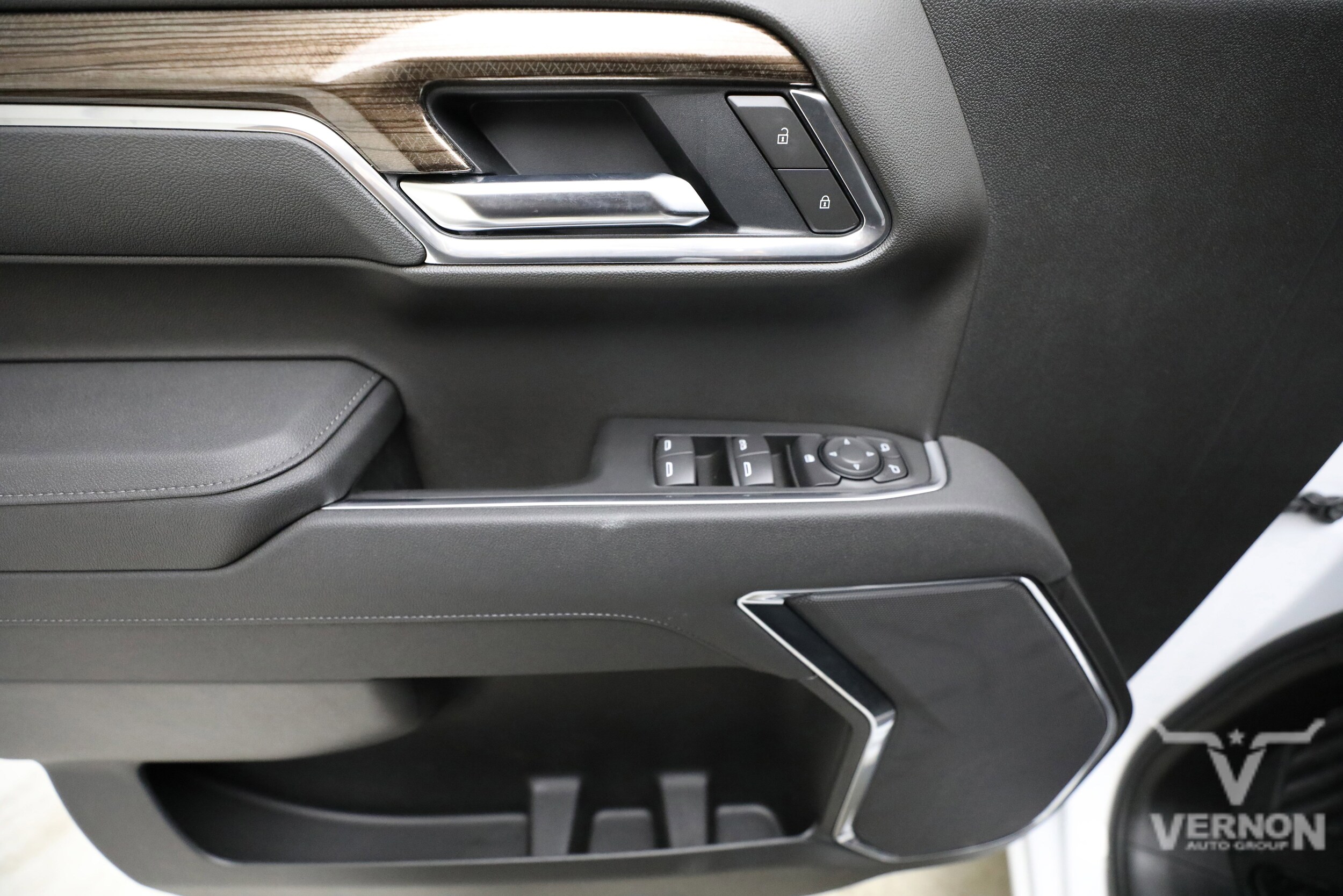 2026 Chevrolet Silverado 1500 LT - Photo 17
