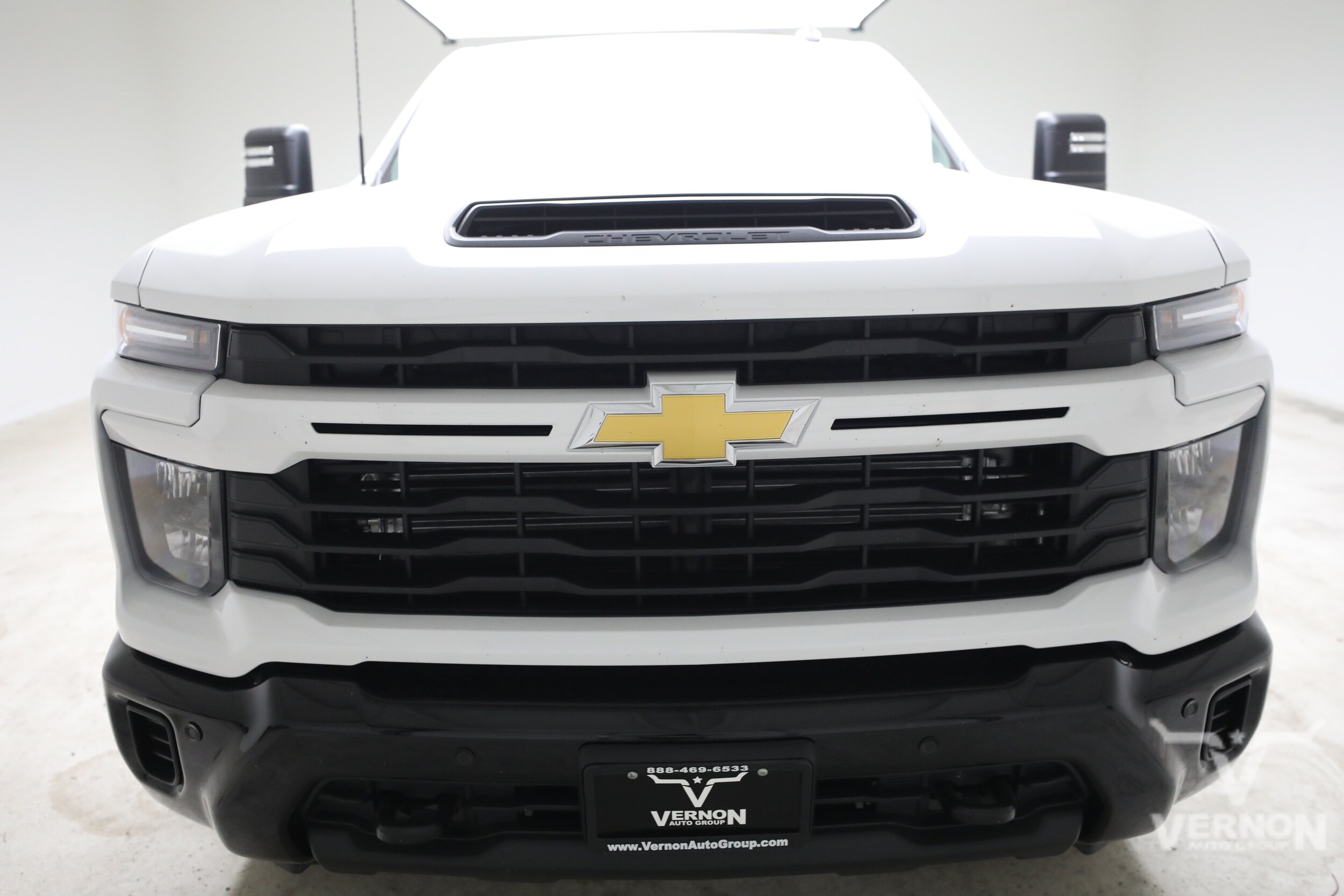 2026 Chevrolet Silverado 2500 HD Custom - Photo 8