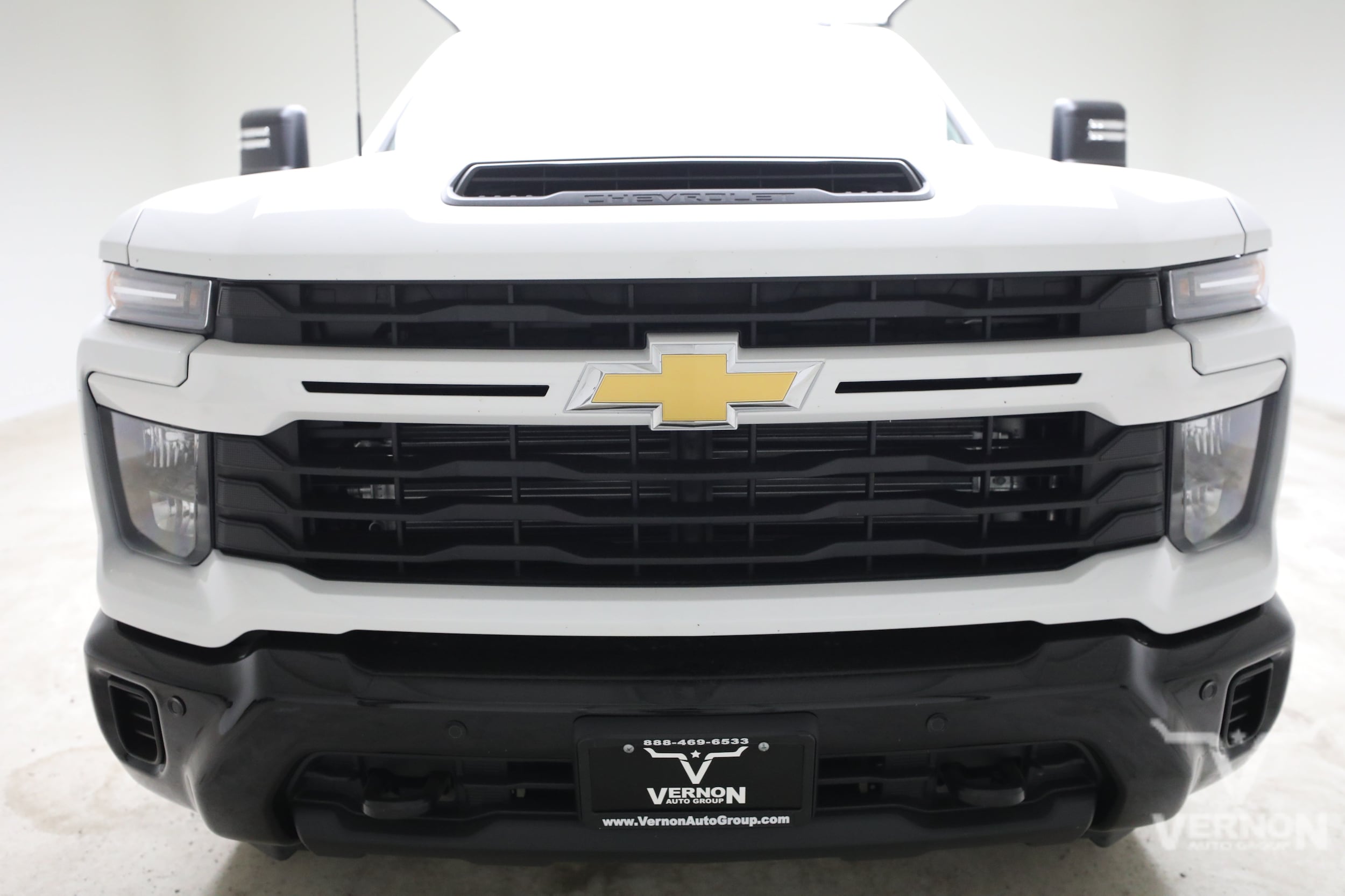 2026 Chevrolet Silverado 2500 HD Custom - Photo 8