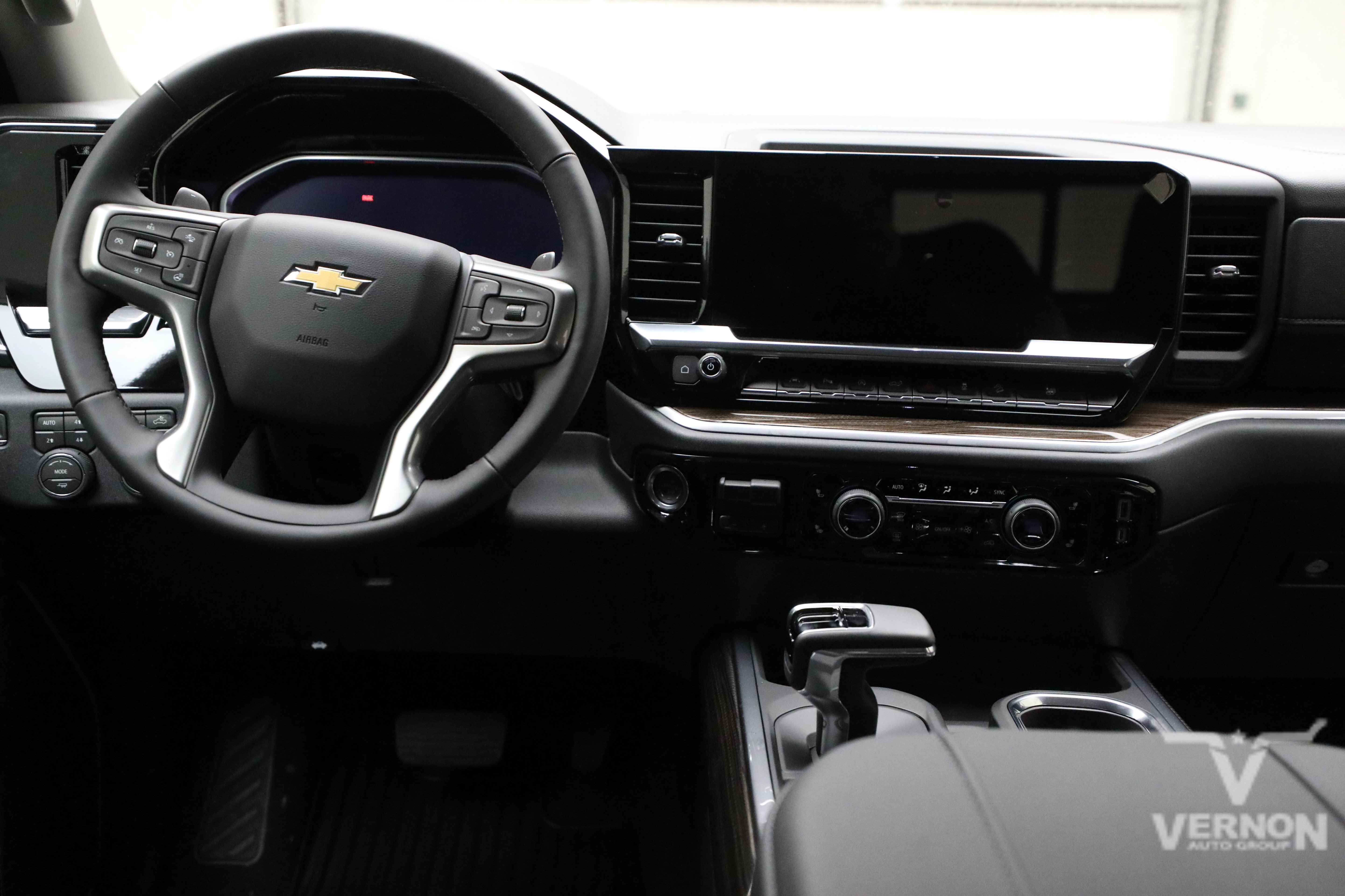 2026 Chevrolet Silverado 1500 LT - Photo 19
