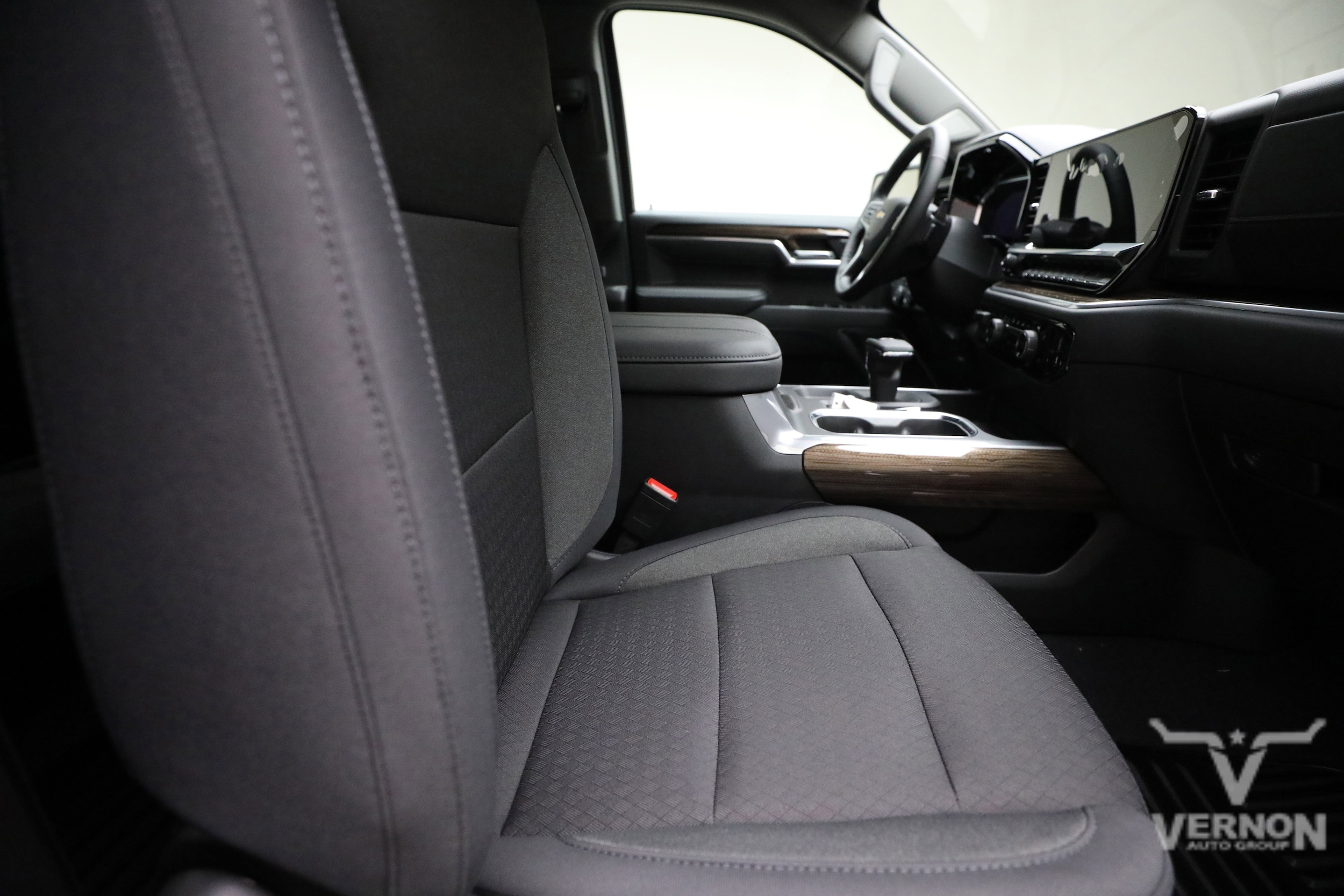 2026 Chevrolet Silverado 1500 LT - Photo 11