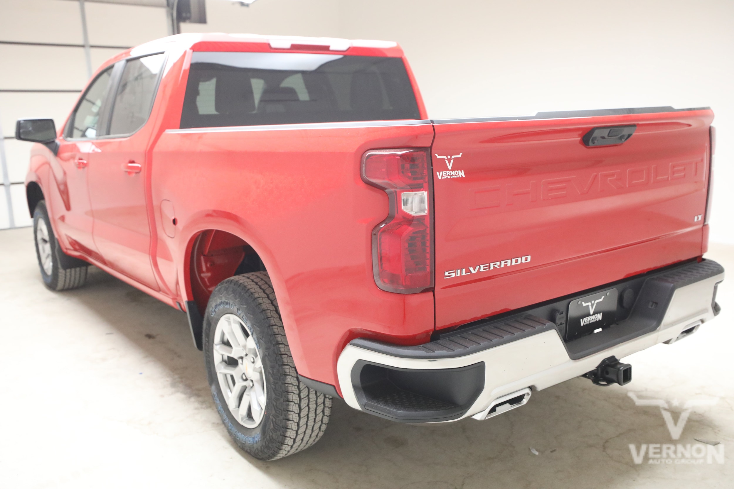 2026 Chevrolet Silverado 1500 LT - Photo 3