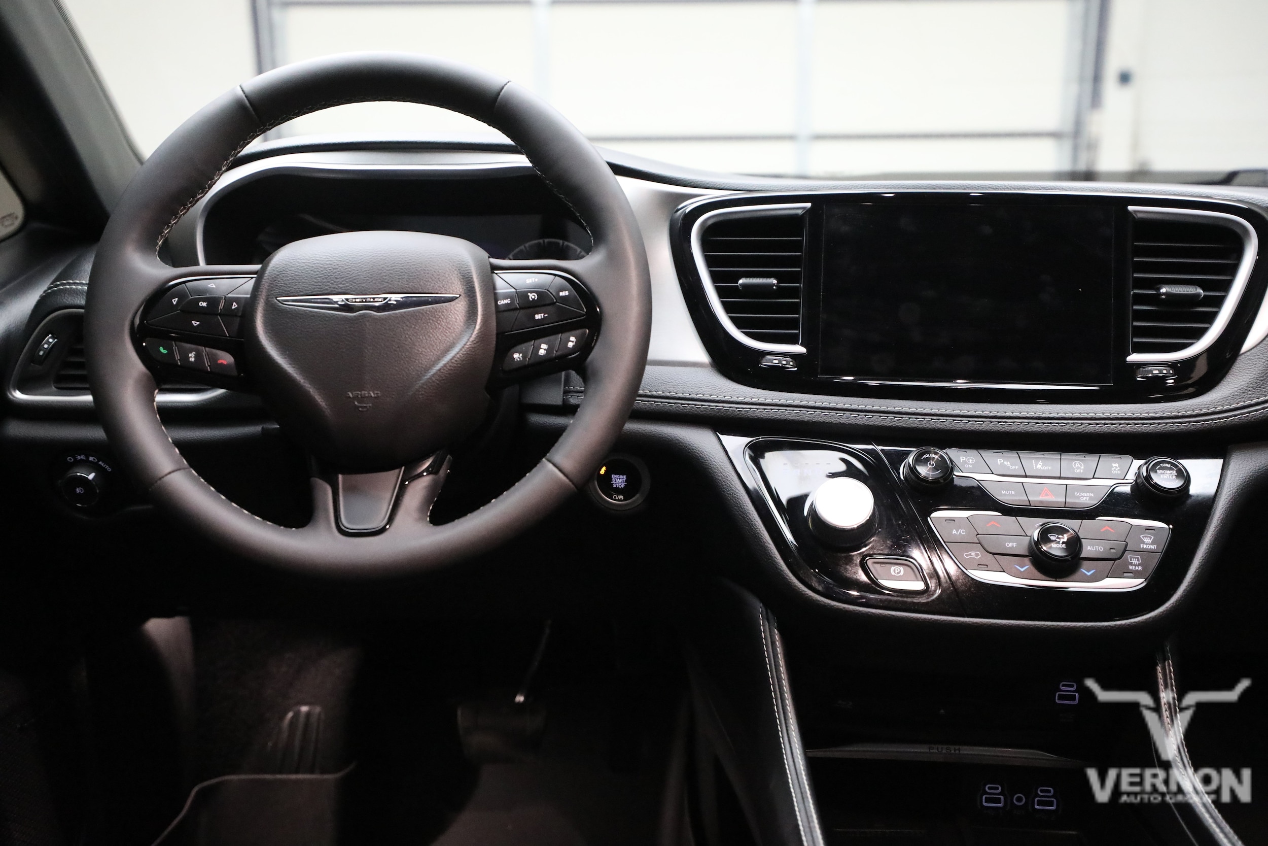 2022 Chrysler Pacifica Limited - Photo 19