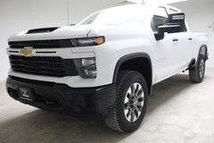 2026 Chevrolet Silverado 2500 HD Custom Truck