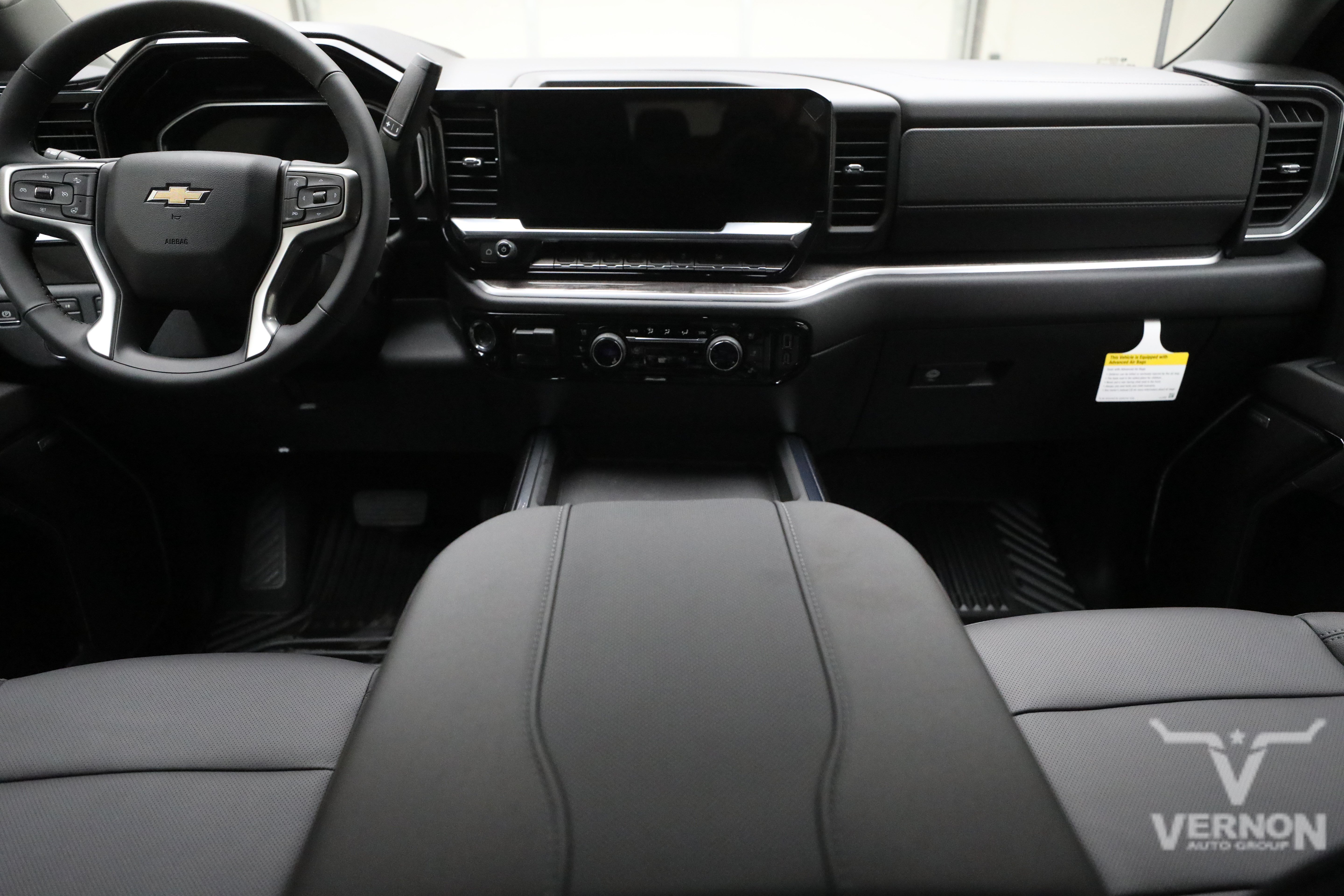 2026 Chevrolet Silverado 3500 HD LTZ - Photo 13