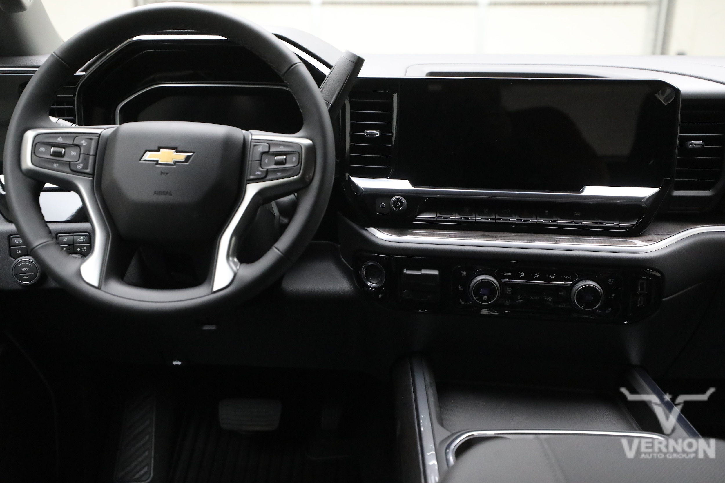 2026 Chevrolet Silverado 3500 HD LTZ - Photo 20