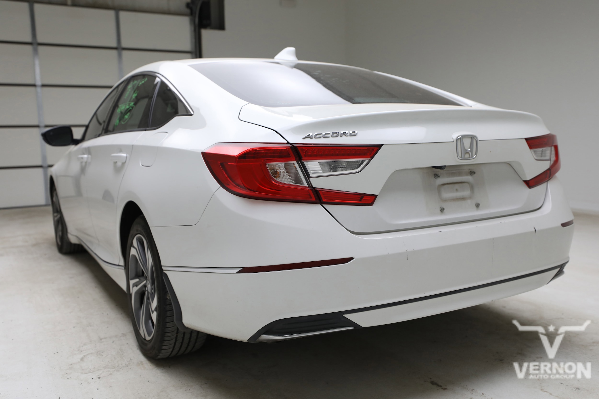 Used 2019 Honda Accord EX-L with VIN 1HGCV1F54KA147136 for sale in Vernon, TX