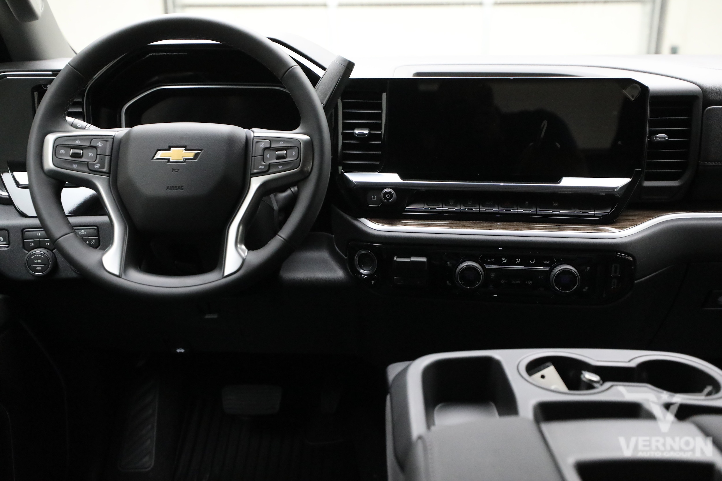 2026 Chevrolet Silverado 3500 HD LT - Photo 19