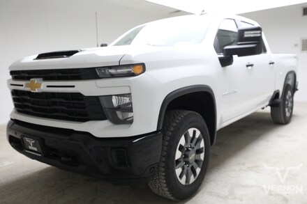 2026 Chevrolet Silverado 2500 HD Custom Truck