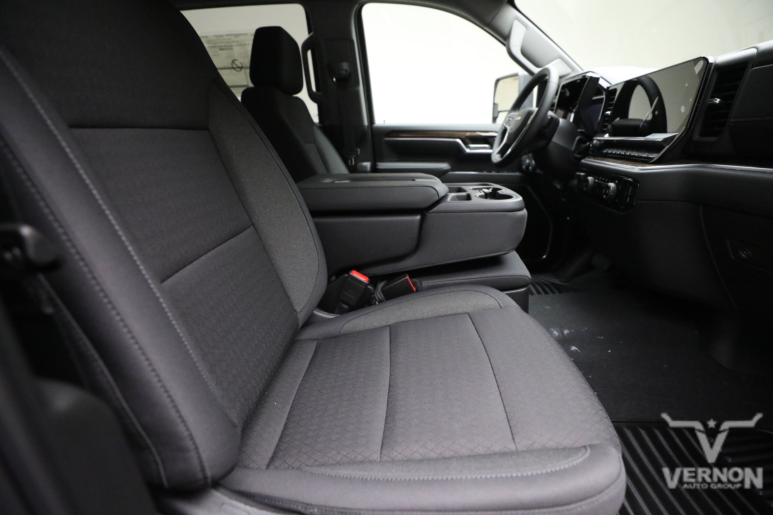 2026 Chevrolet Silverado 3500 HD LT - Photo 11