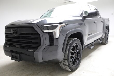 2023 Toyota Tundra 4WD SR5