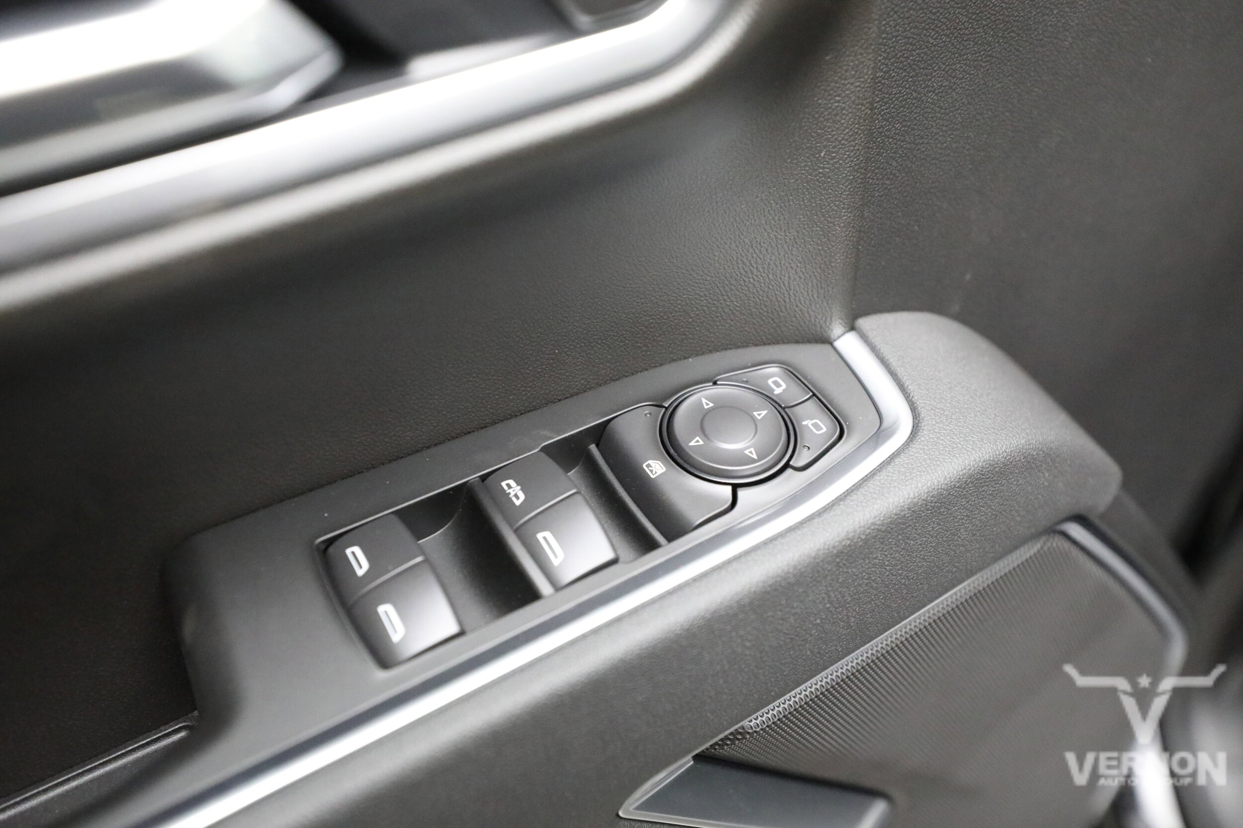 2026 Chevrolet Silverado 1500 LT - Photo 17