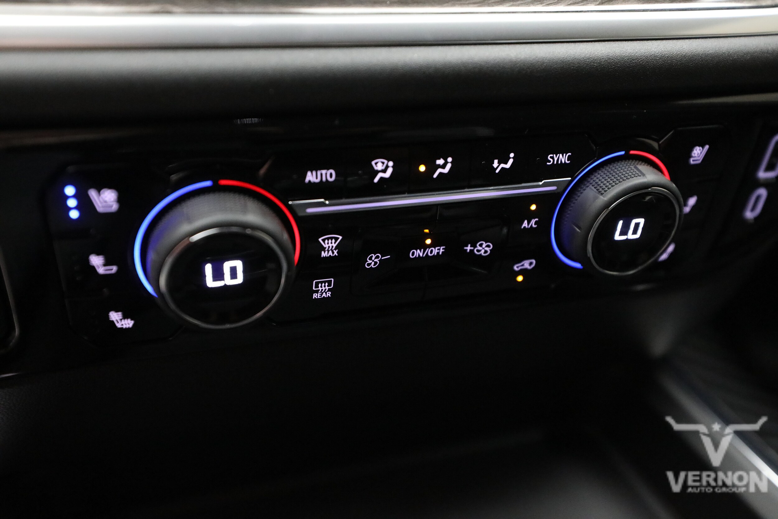 2026 Chevrolet Silverado 3500 HD LTZ - Photo 23