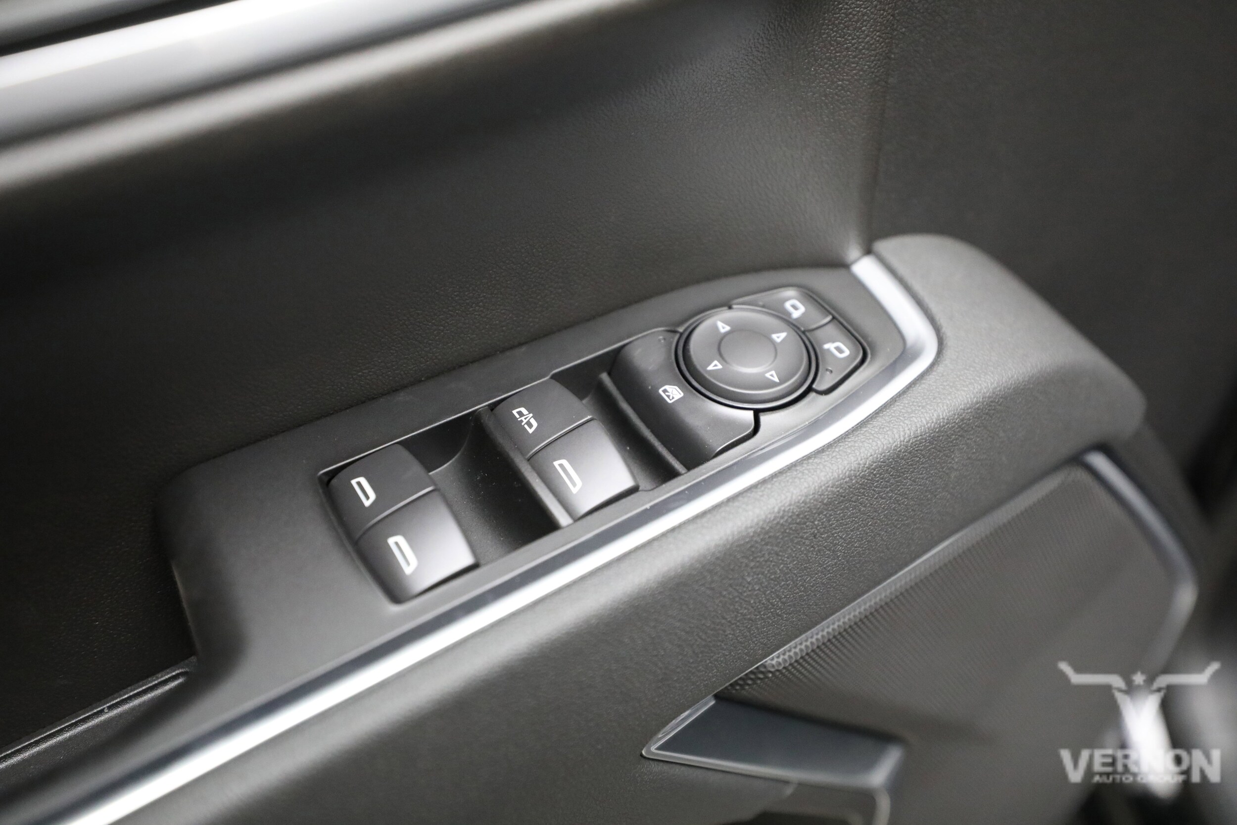 2026 Chevrolet Silverado 1500 LT - Photo 17